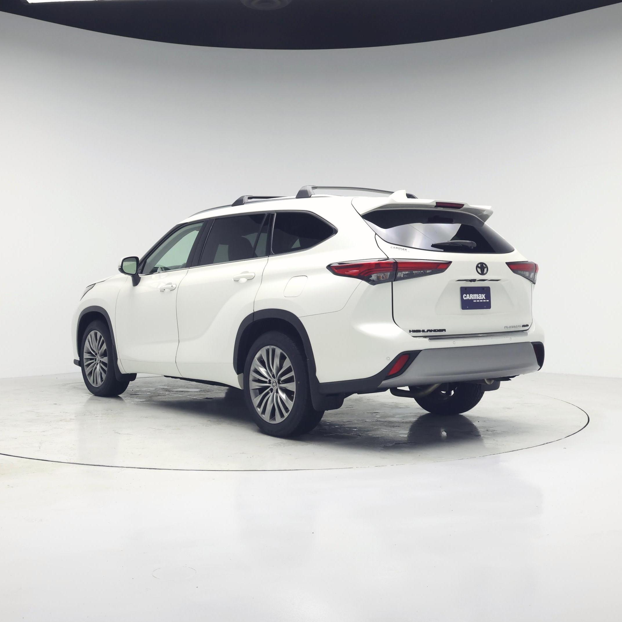 Thumbnail: 2021 Toyota Highlander - 2