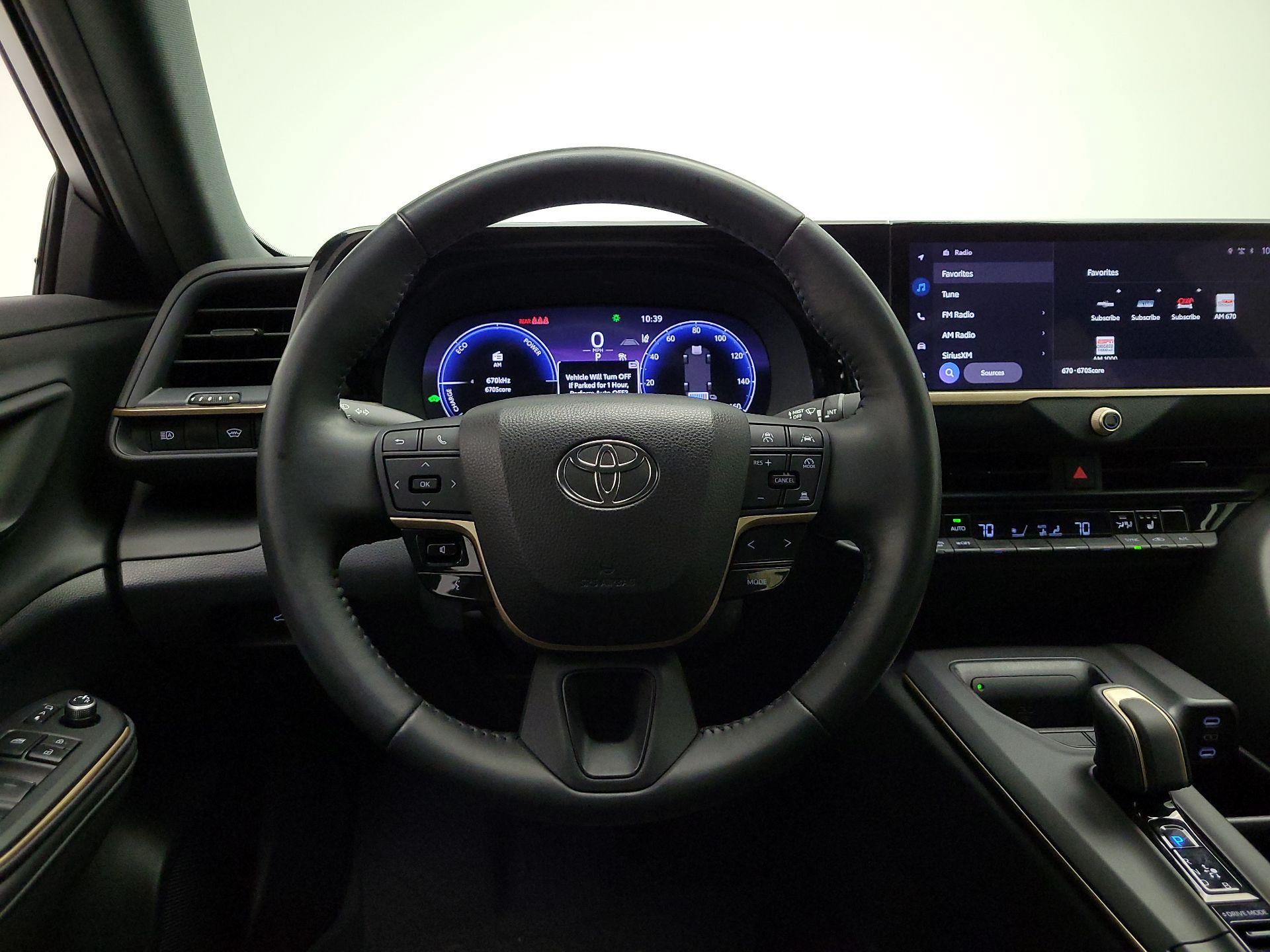 Thumbnail: 2023 Toyota Crown - 10