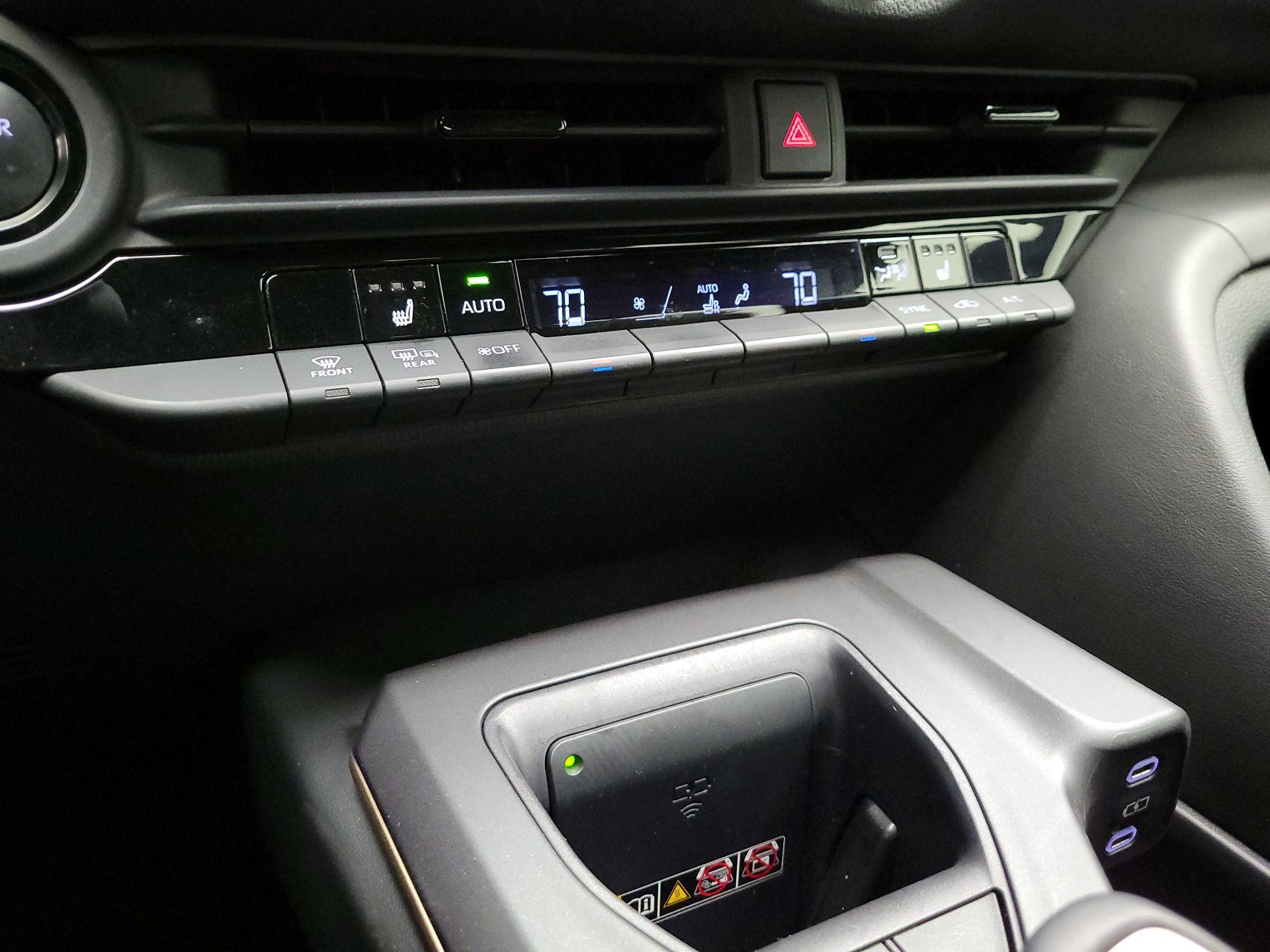 Thumbnail: 2023 Toyota Crown - 15