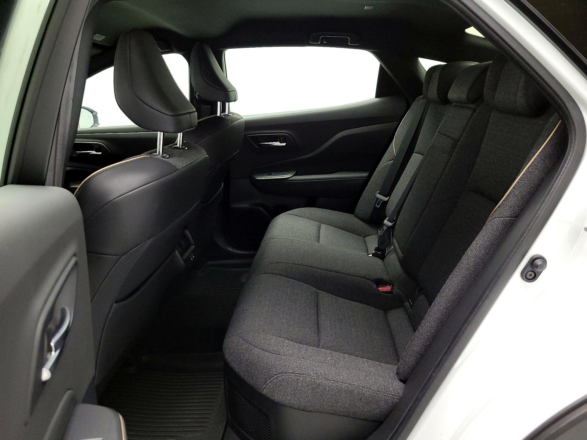 Thumbnail: 2023 Toyota Crown - 18