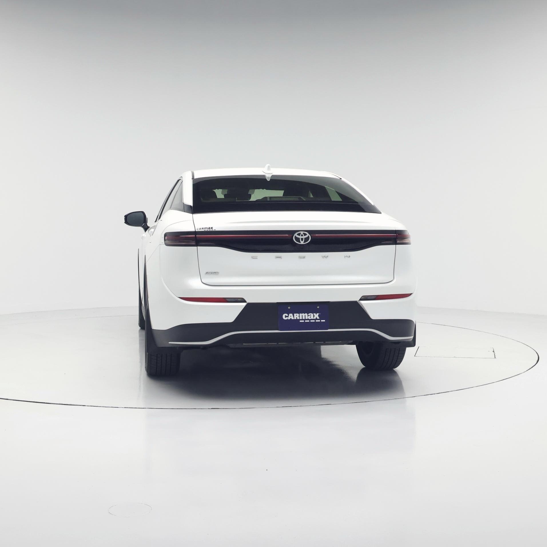 Thumbnail: 2023 Toyota Crown - 6