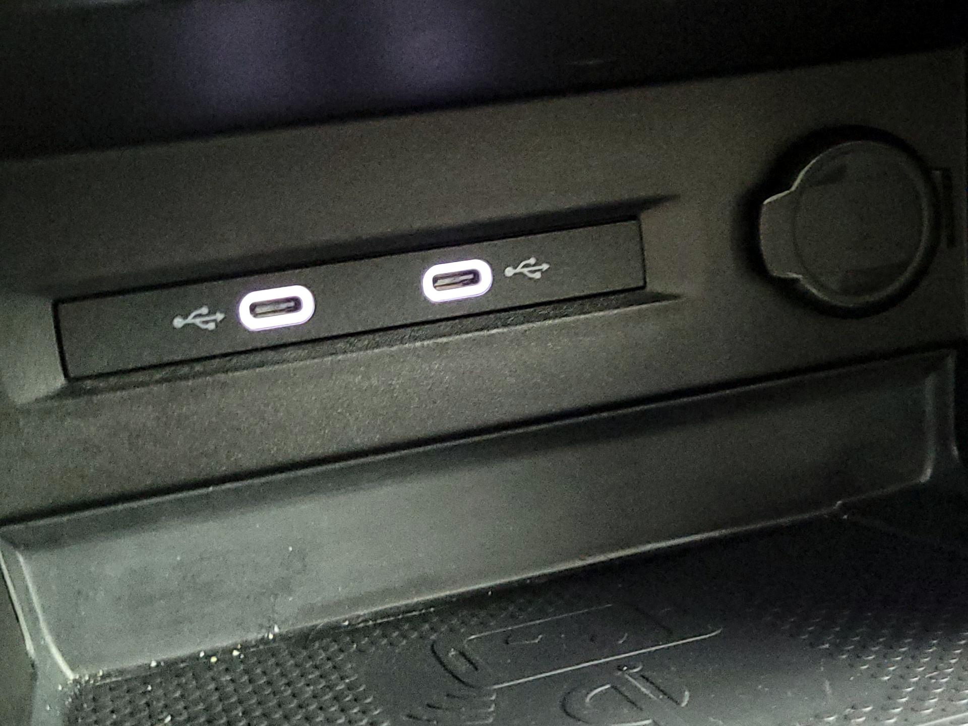 Thumbnail: 2023 Volkswagen Taos - 18