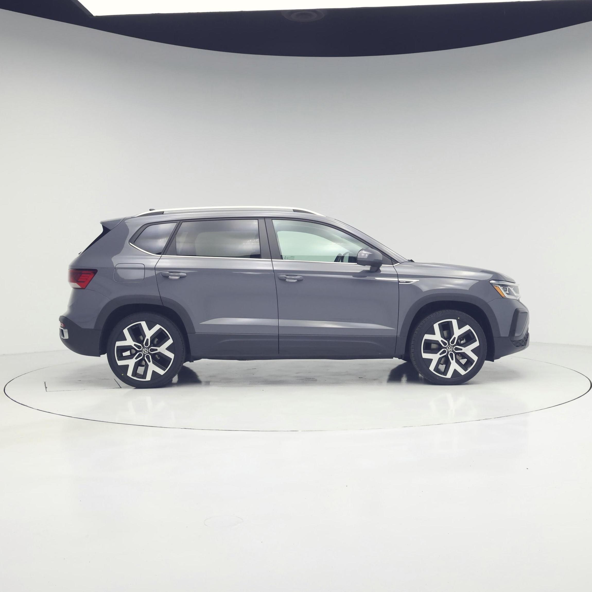 Thumbnail: 2023 Volkswagen Taos - 7