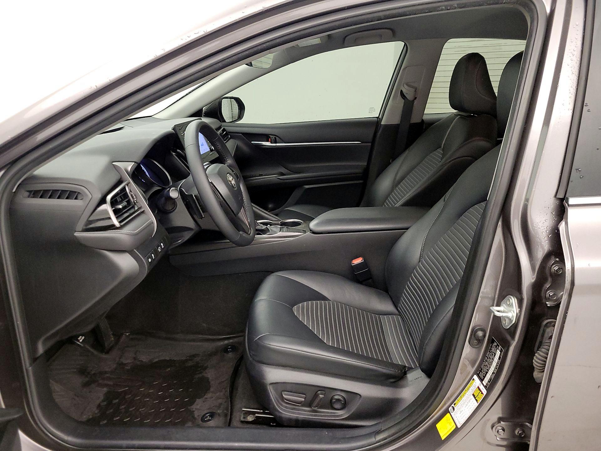 Thumbnail: 2023 Toyota Camry - 11