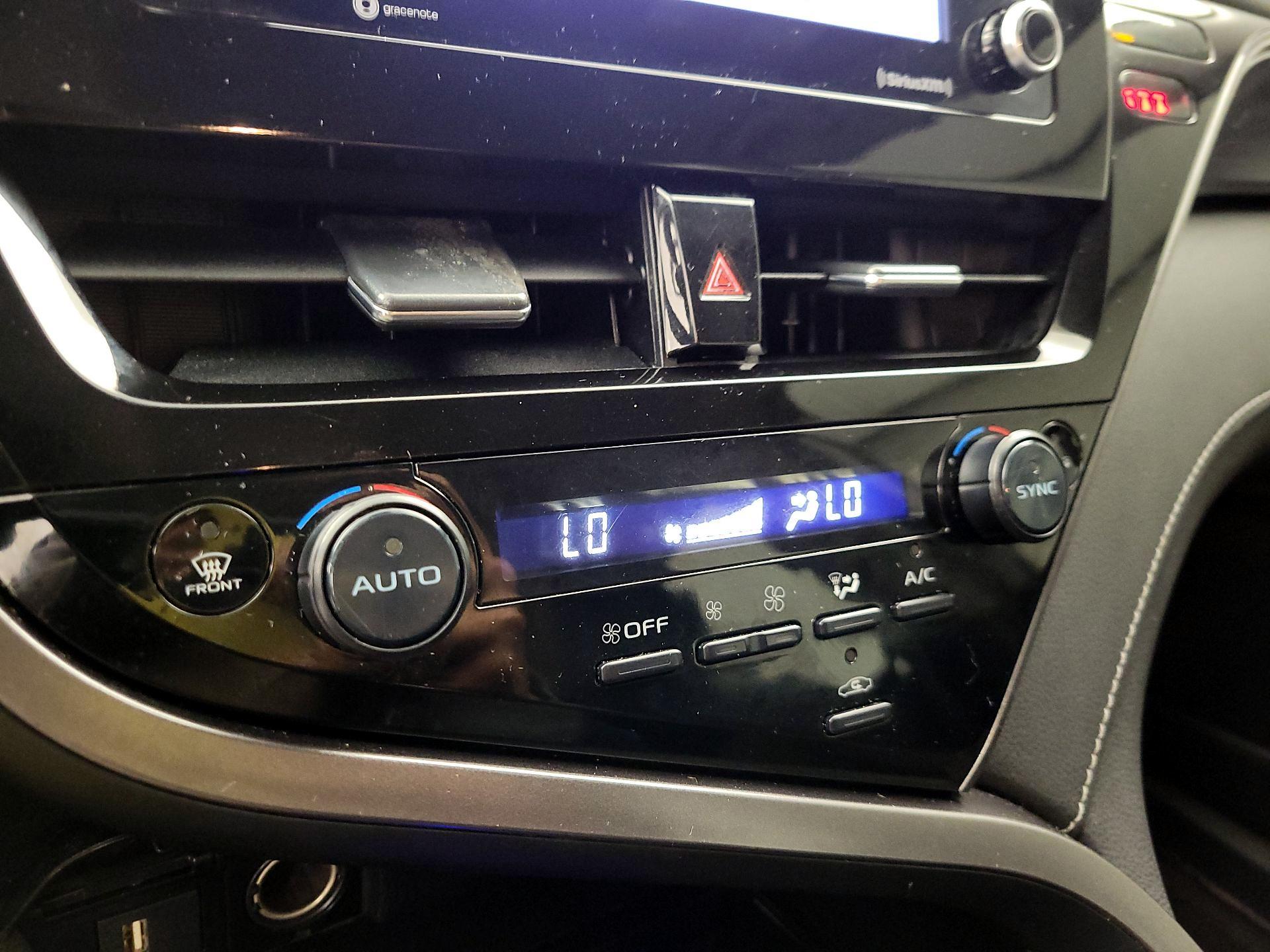 Thumbnail: 2023 Toyota Camry - 16