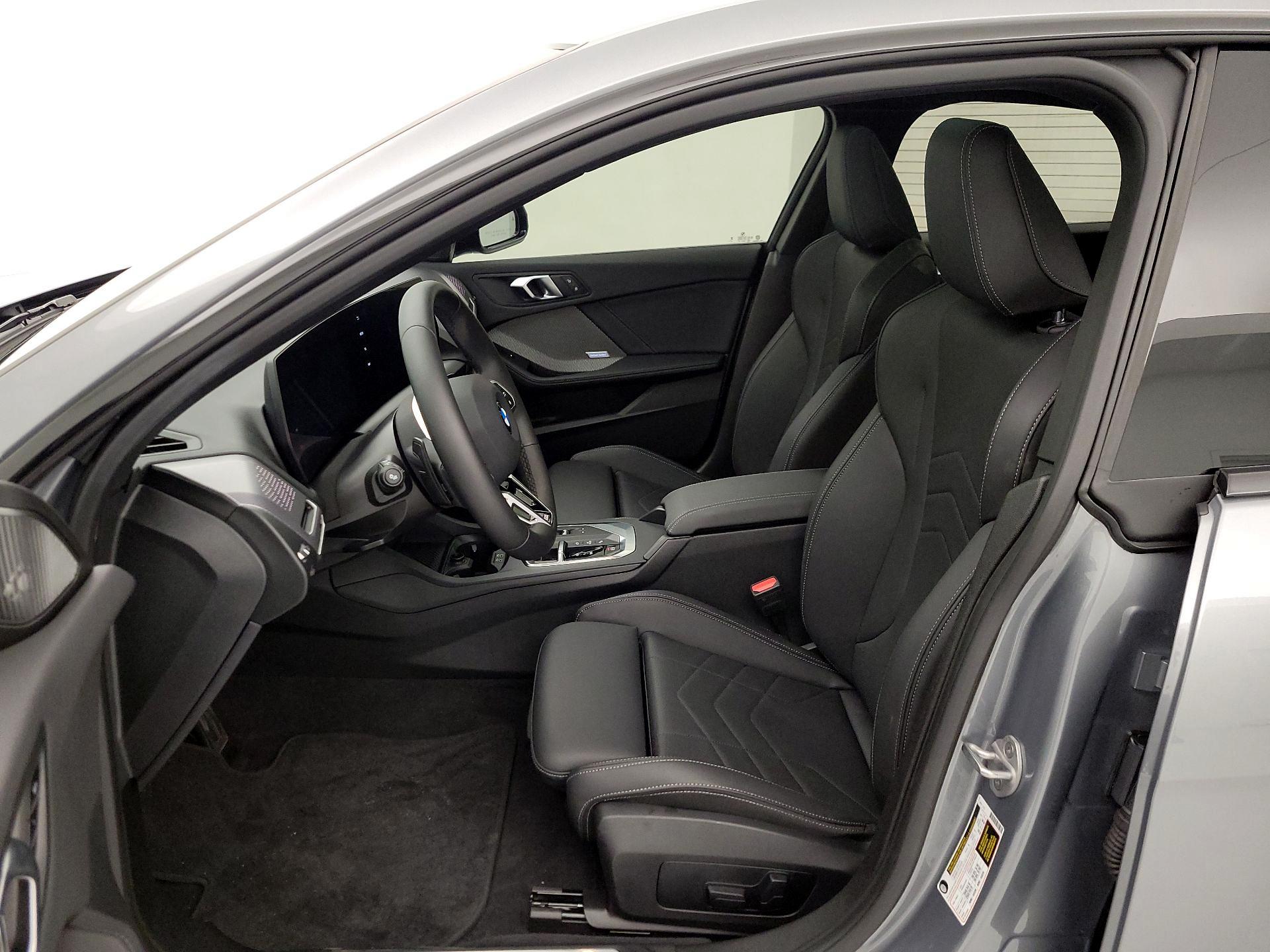 Thumbnail: 2026 BMW 2 Series - 11