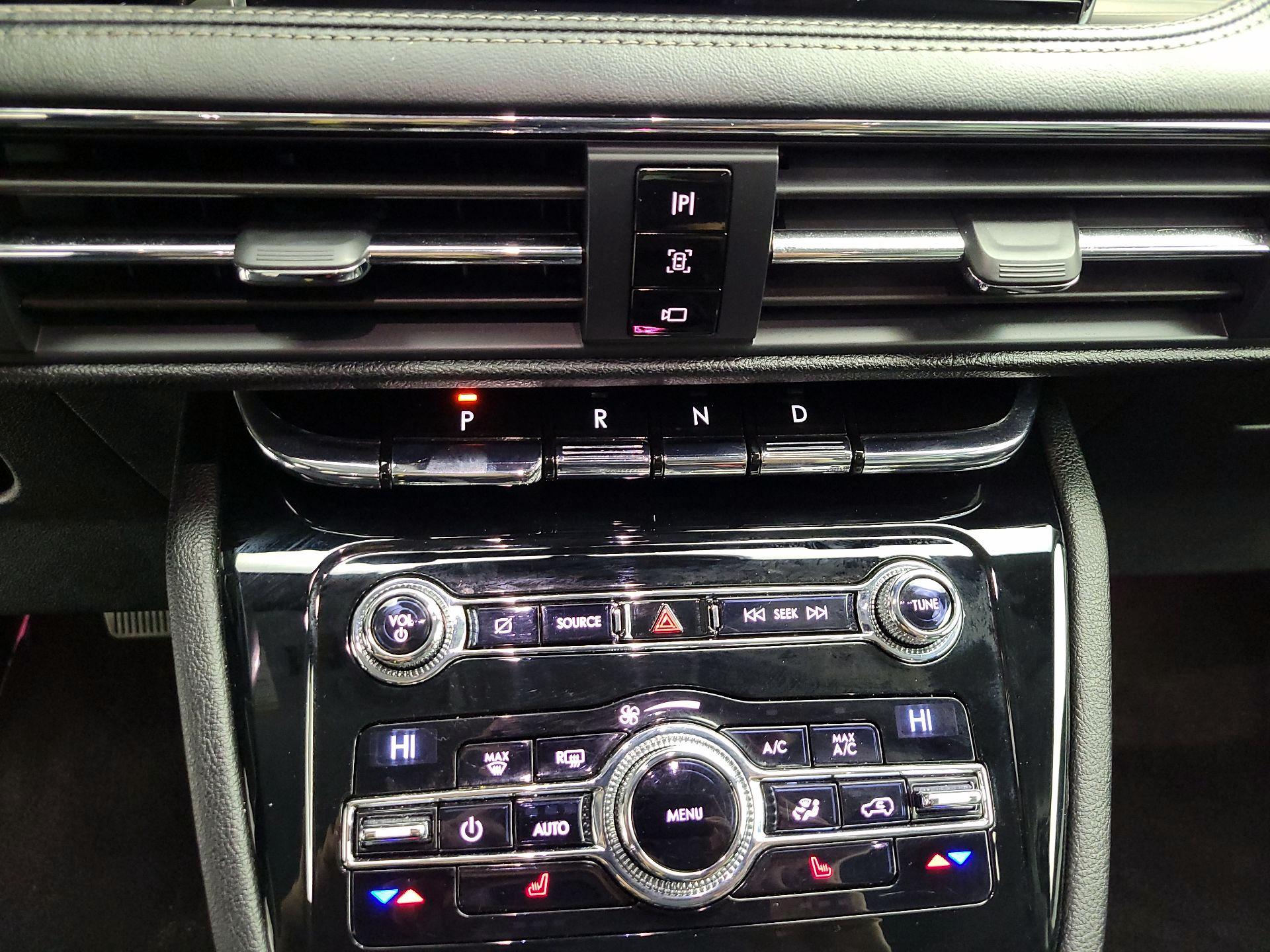 Thumbnail: 2020 Lincoln Corsair - 15