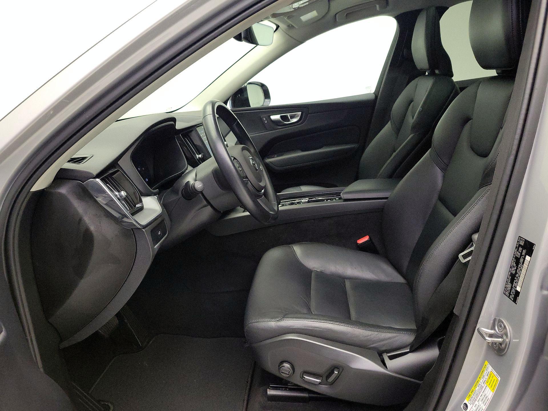 Thumbnail: 2024 Volvo XC60 - 11