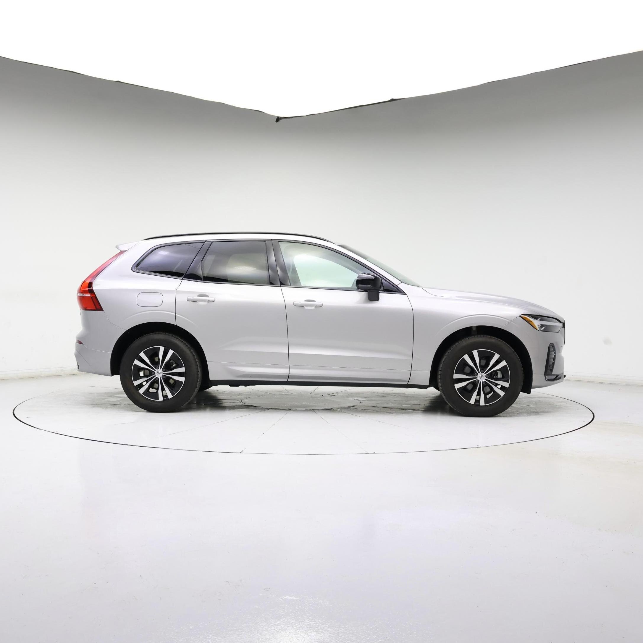 Thumbnail: 2024 Volvo XC60 - 7