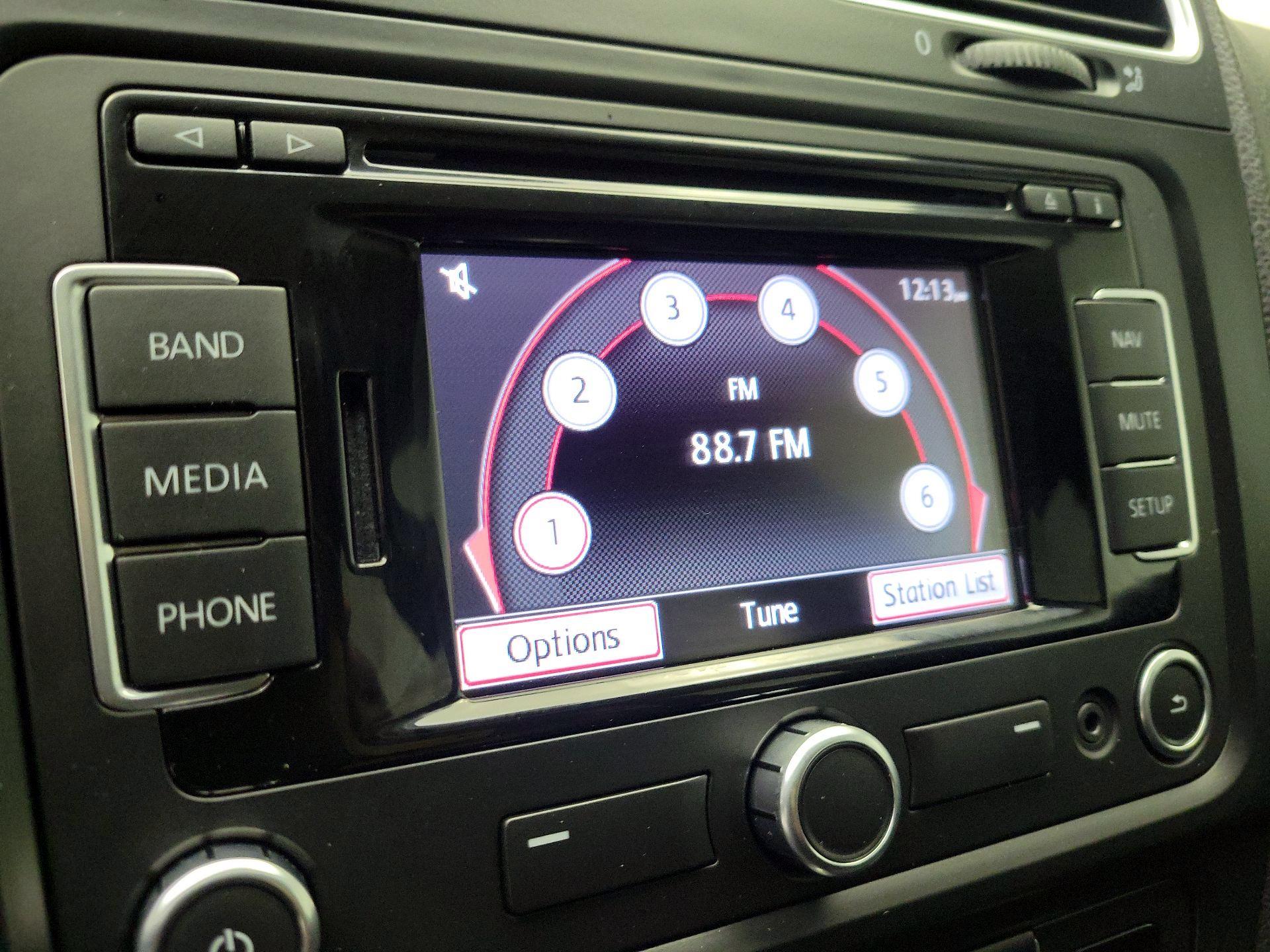 Thumbnail: 2014 Volkswagen Golf - 13