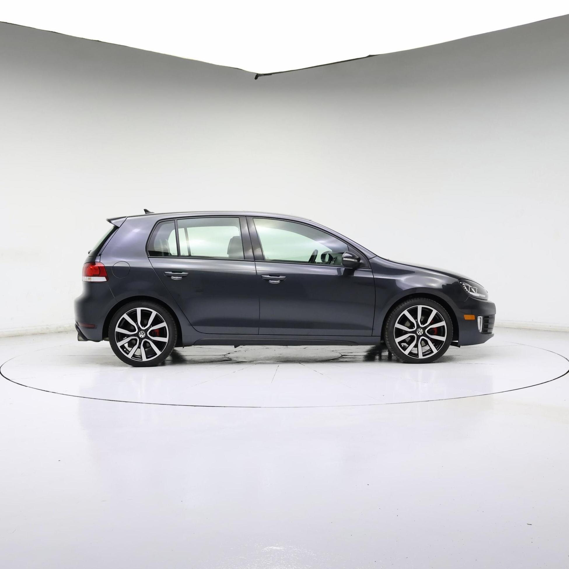 Thumbnail: 2014 Volkswagen Golf - 7