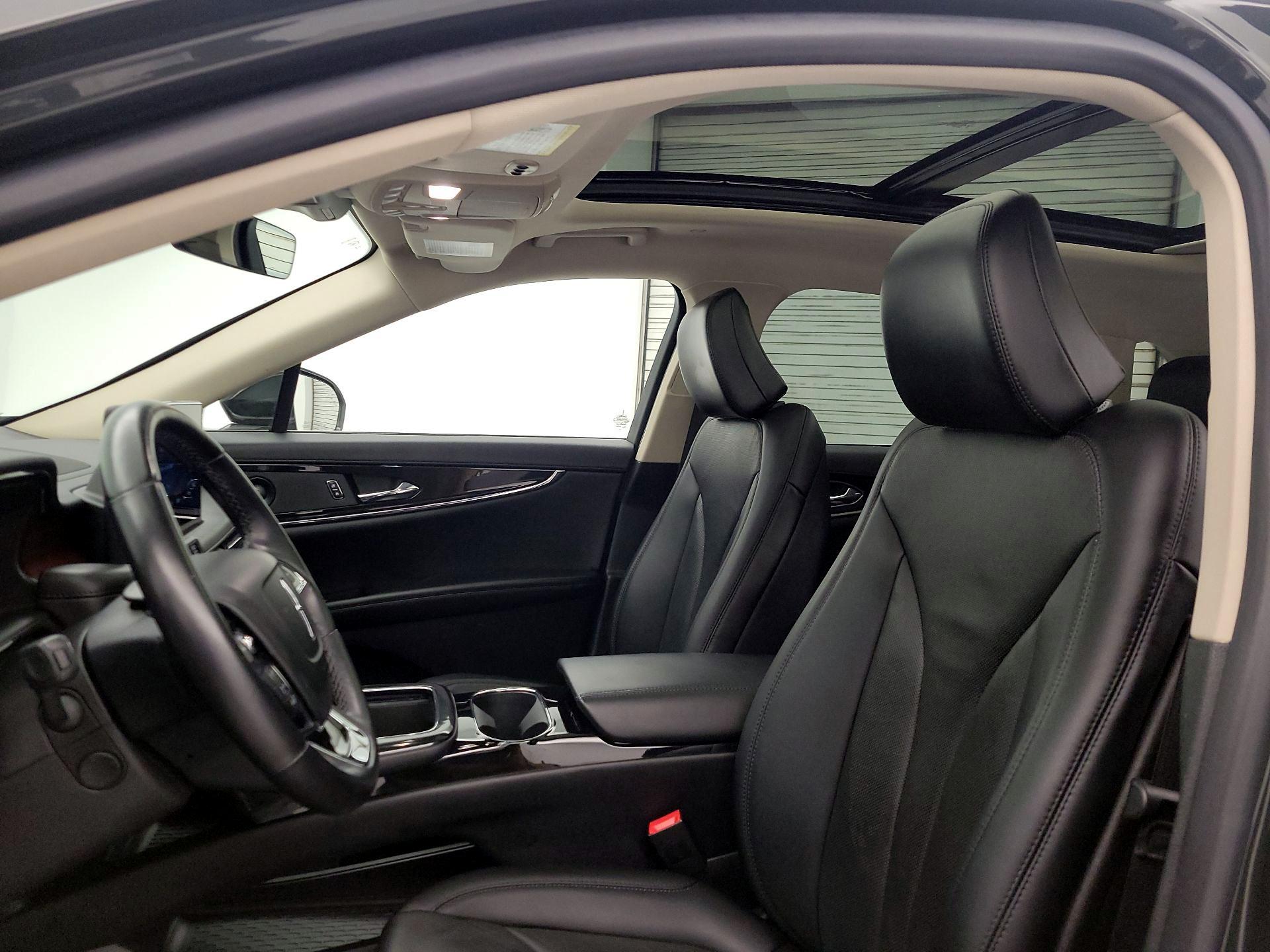 Thumbnail: 2023 Lincoln Nautilus - 20