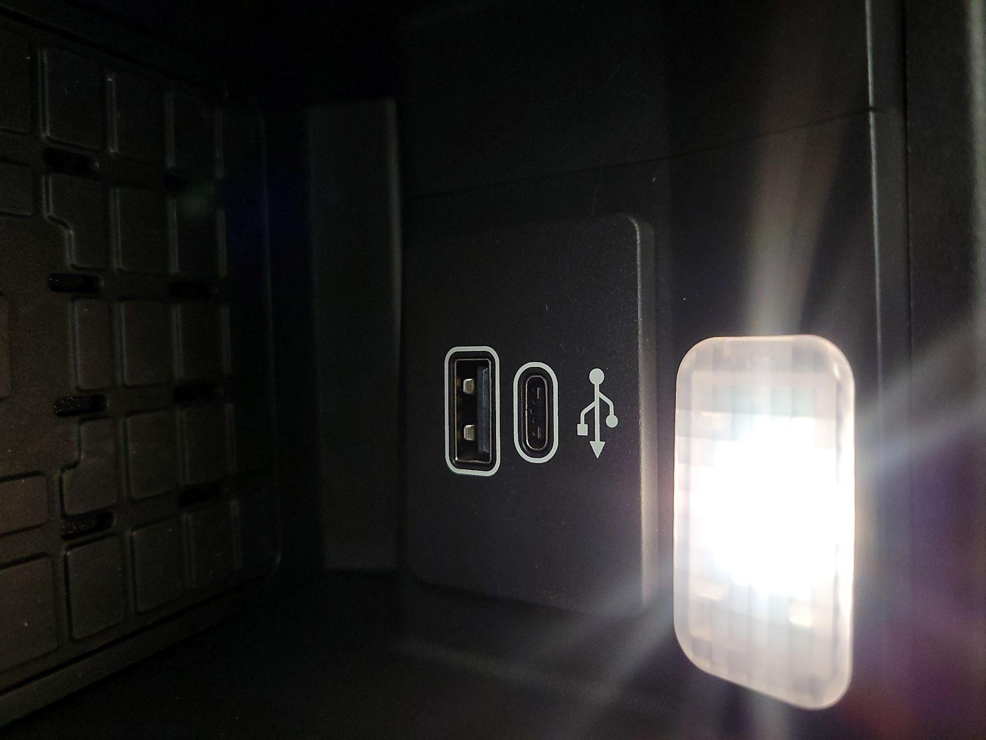 Thumbnail: 2025 Lincoln Aviator - 19