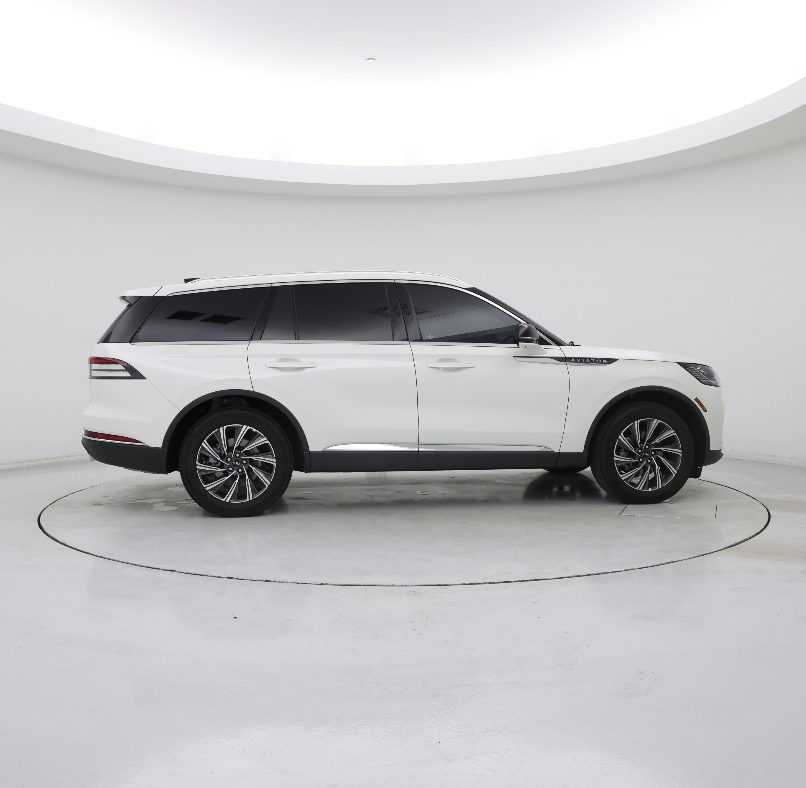 Thumbnail: 2025 Lincoln Aviator - 7