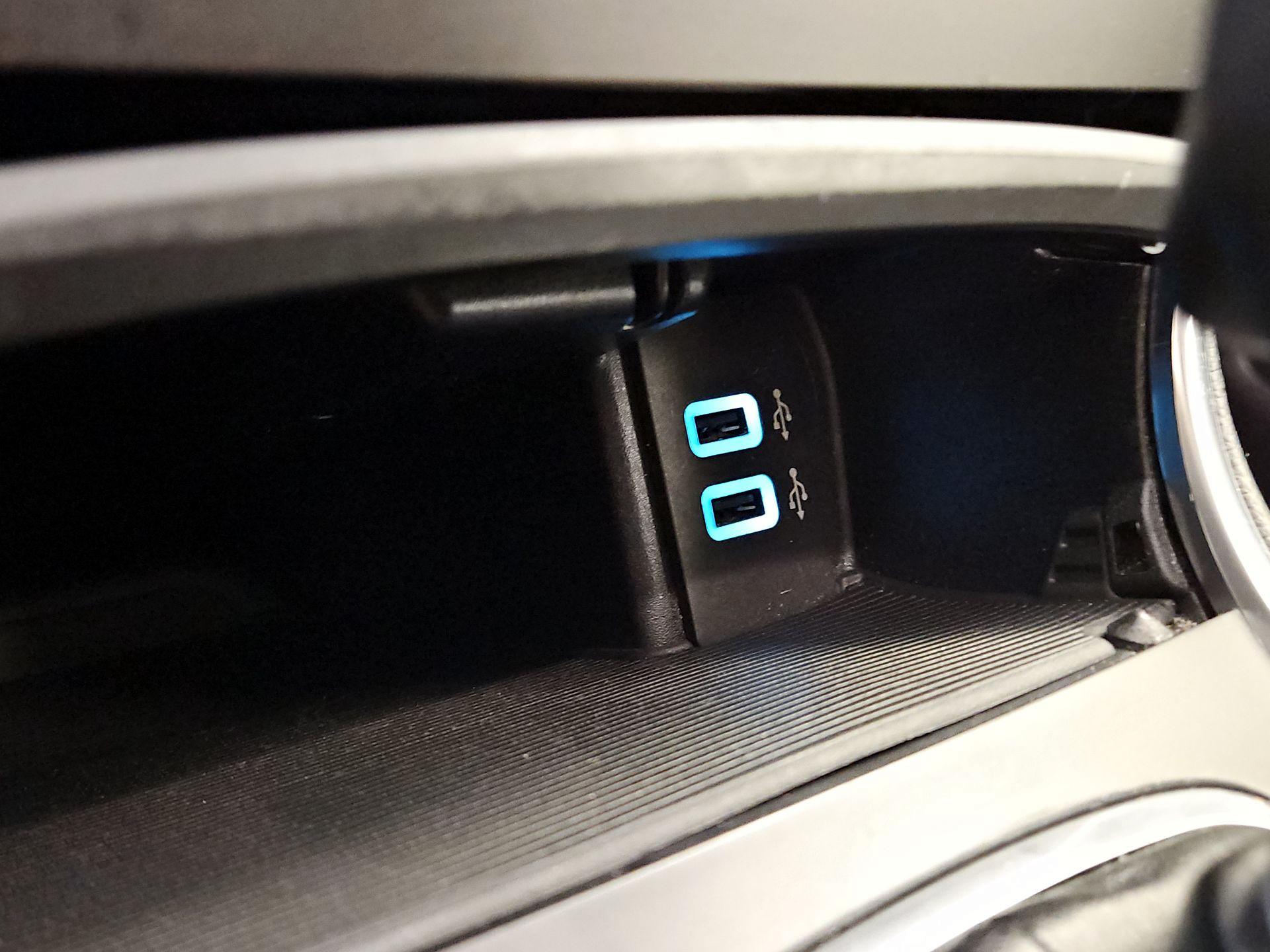 Thumbnail: 2017 Ford Edge - 19