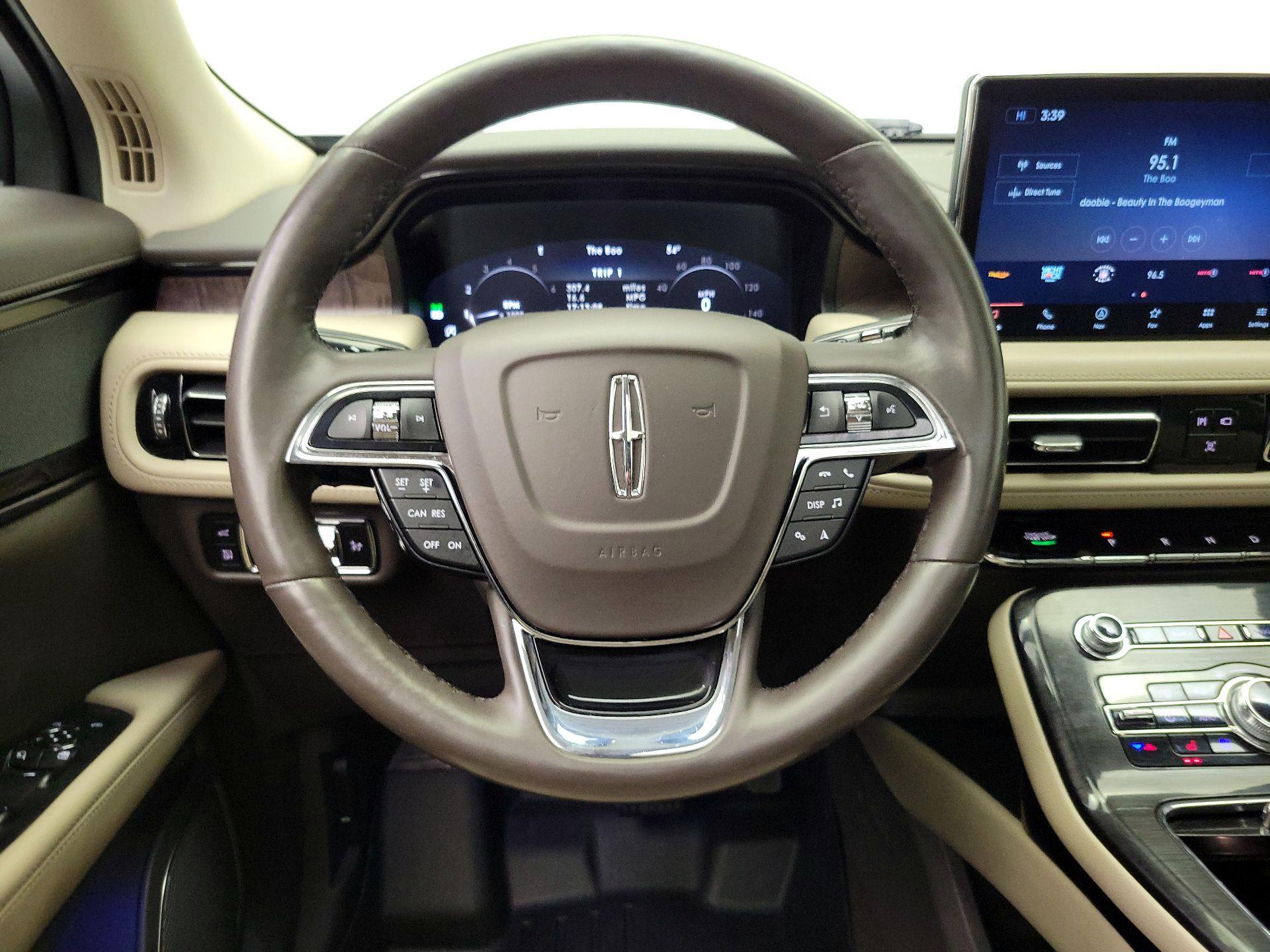 Thumbnail: 2023 Lincoln Nautilus - 10