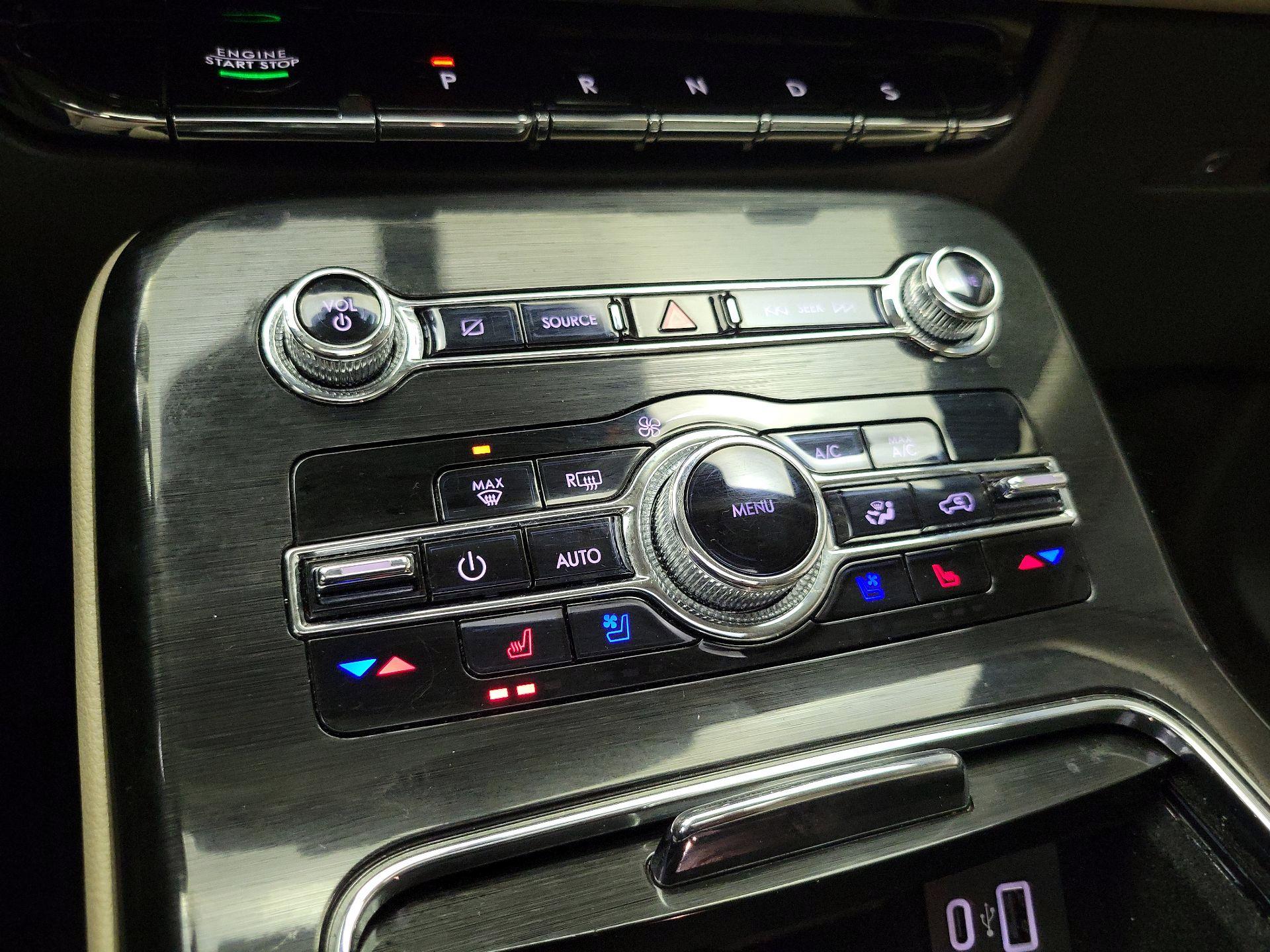 Thumbnail: 2023 Lincoln Nautilus - 17