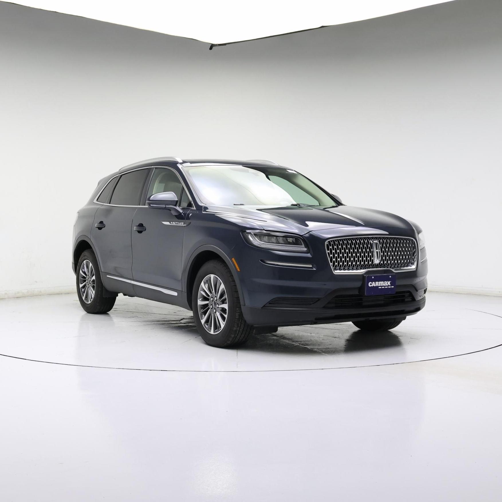 Thumbnail: 2023 Lincoln Nautilus - 2