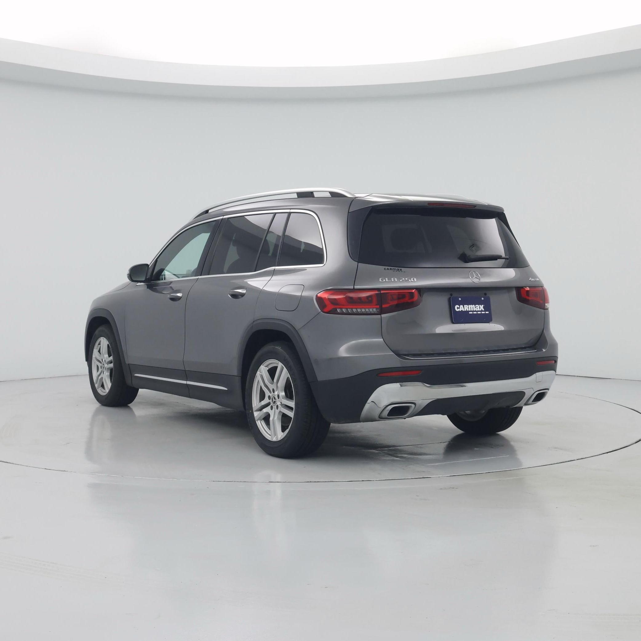 Thumbnail: 2021 Mercedes-Benz GLB - 2
