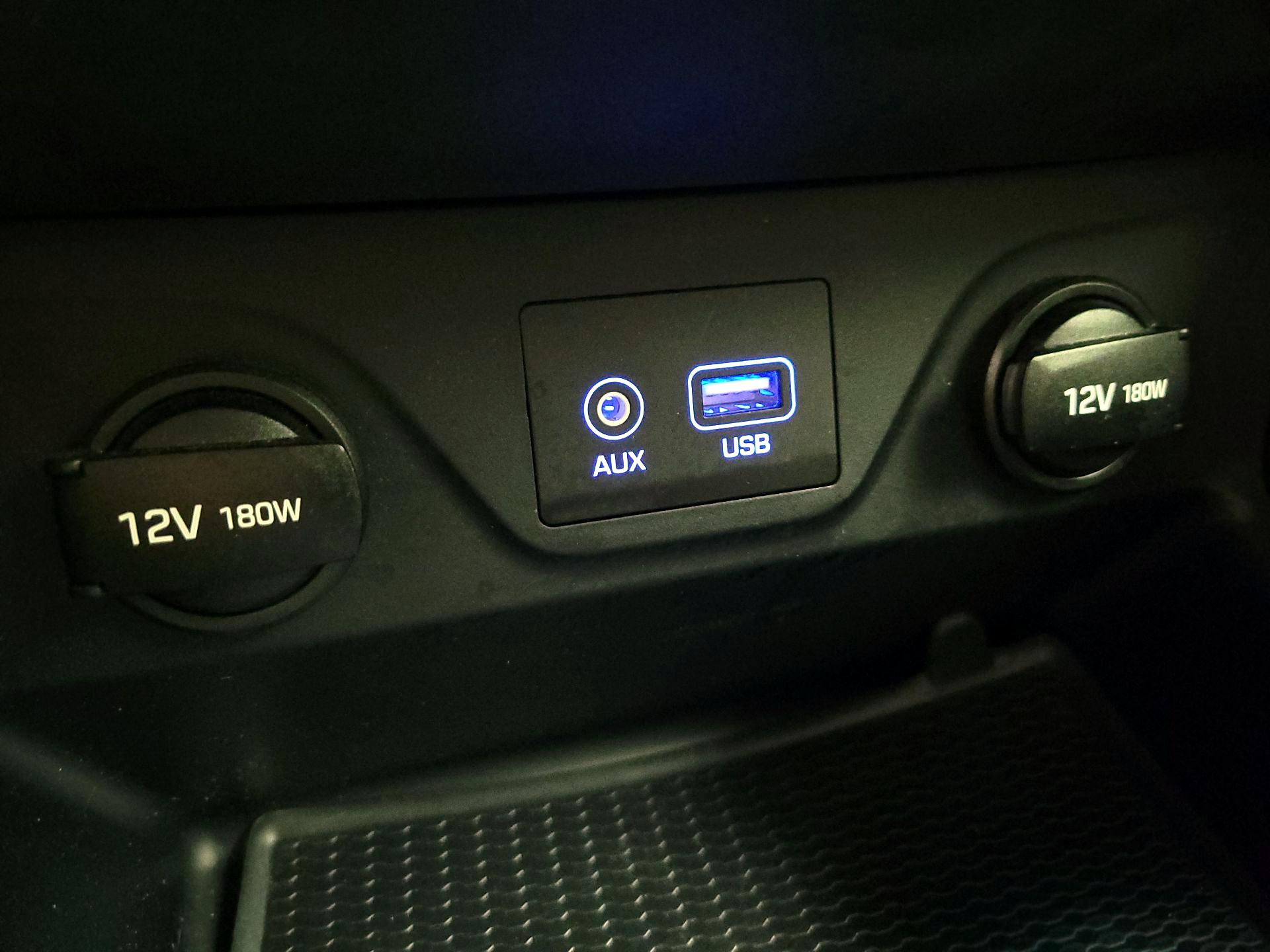 Thumbnail: 2020 Hyundai Tucson - 18