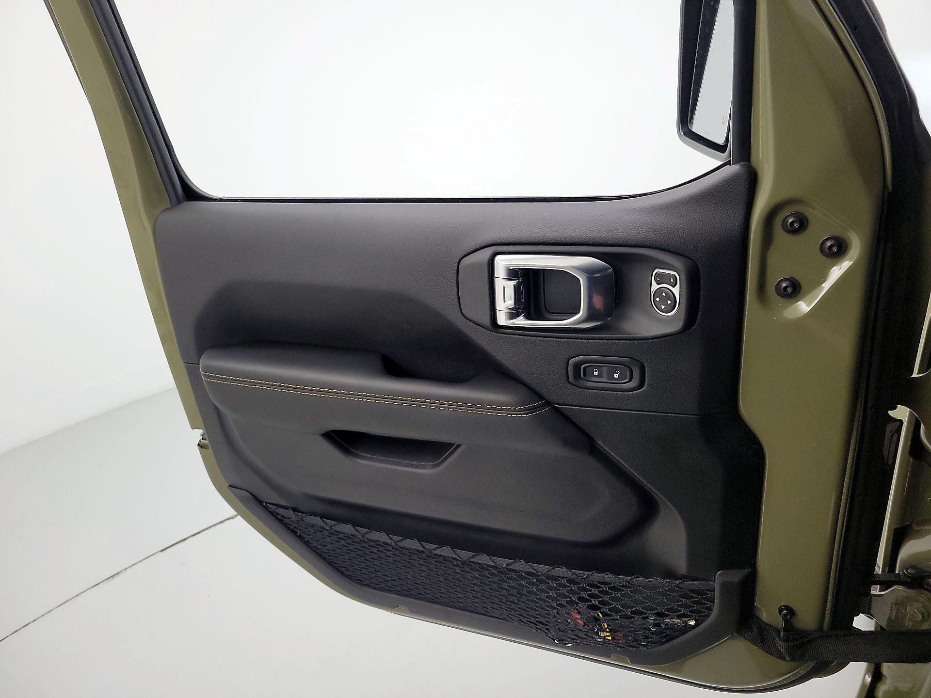 Thumbnail: 2025 Jeep Wrangler - 12