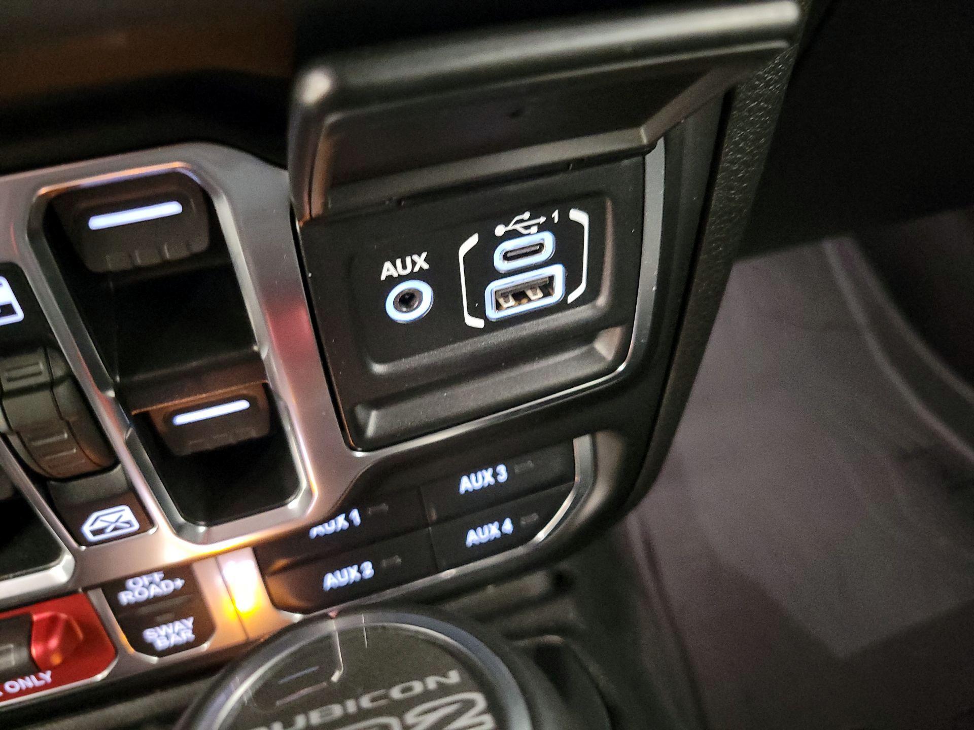 Thumbnail: 2025 Jeep Wrangler - 19