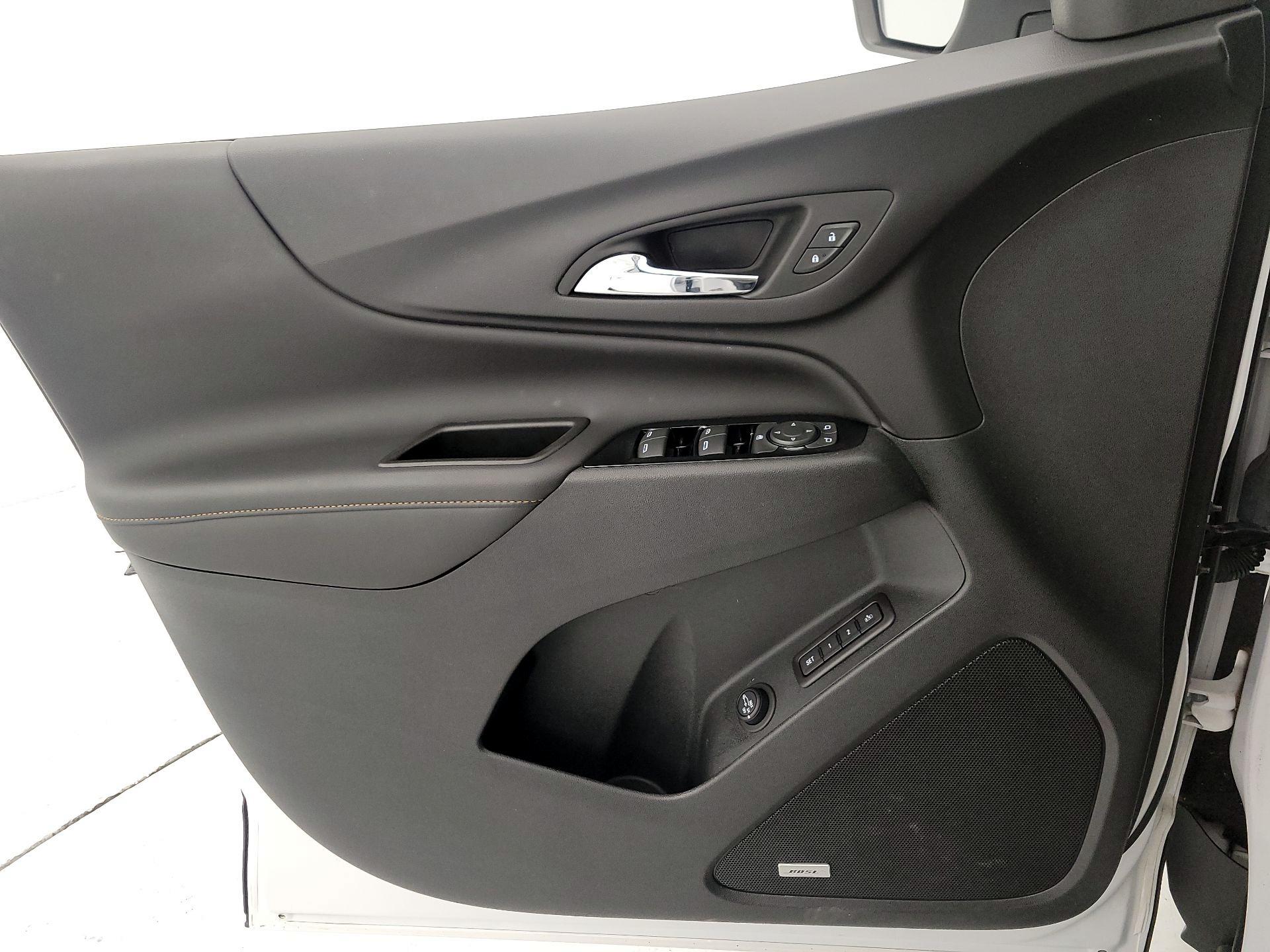 Thumbnail: 2023 Chevrolet Equinox - 12