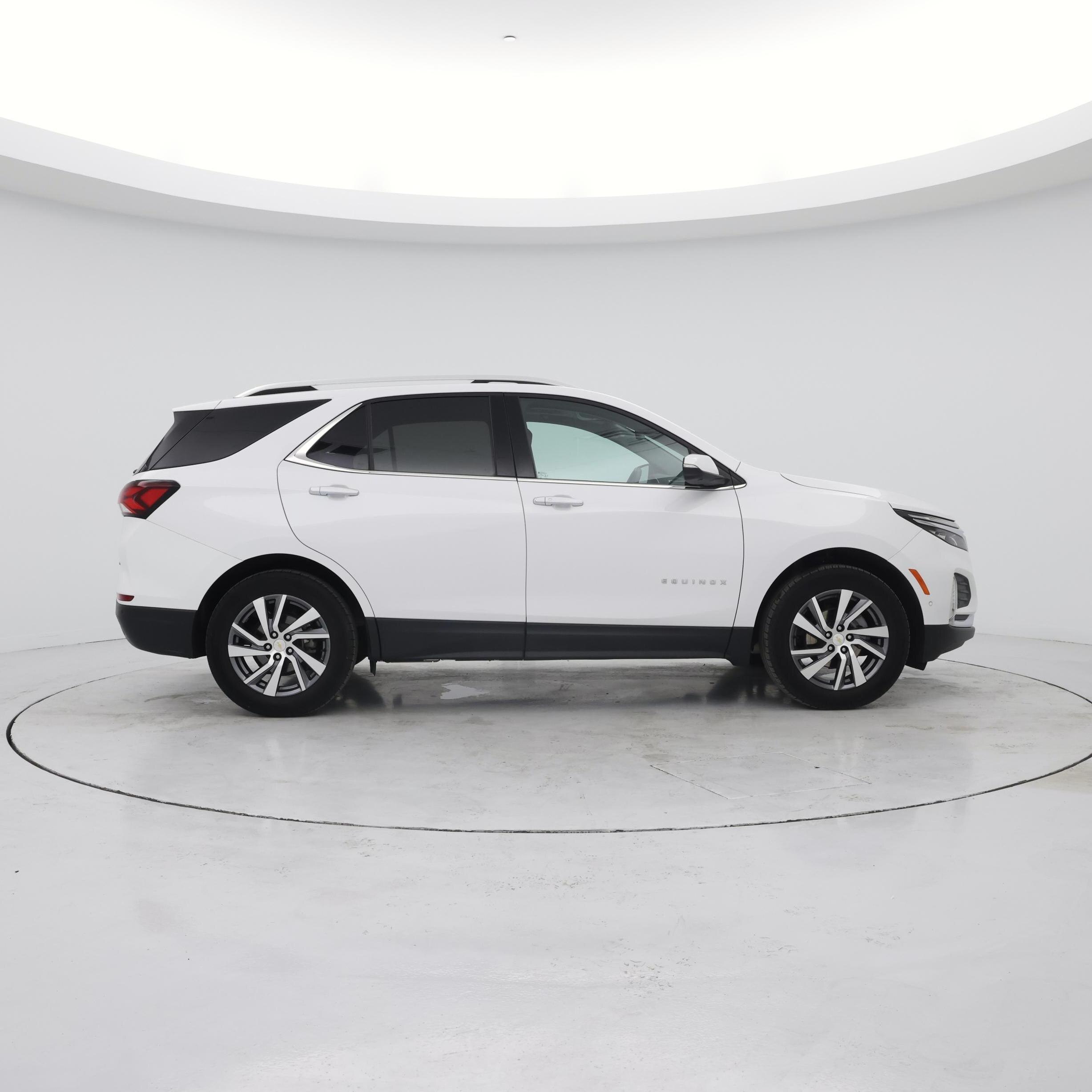 Thumbnail: 2023 Chevrolet Equinox - 7