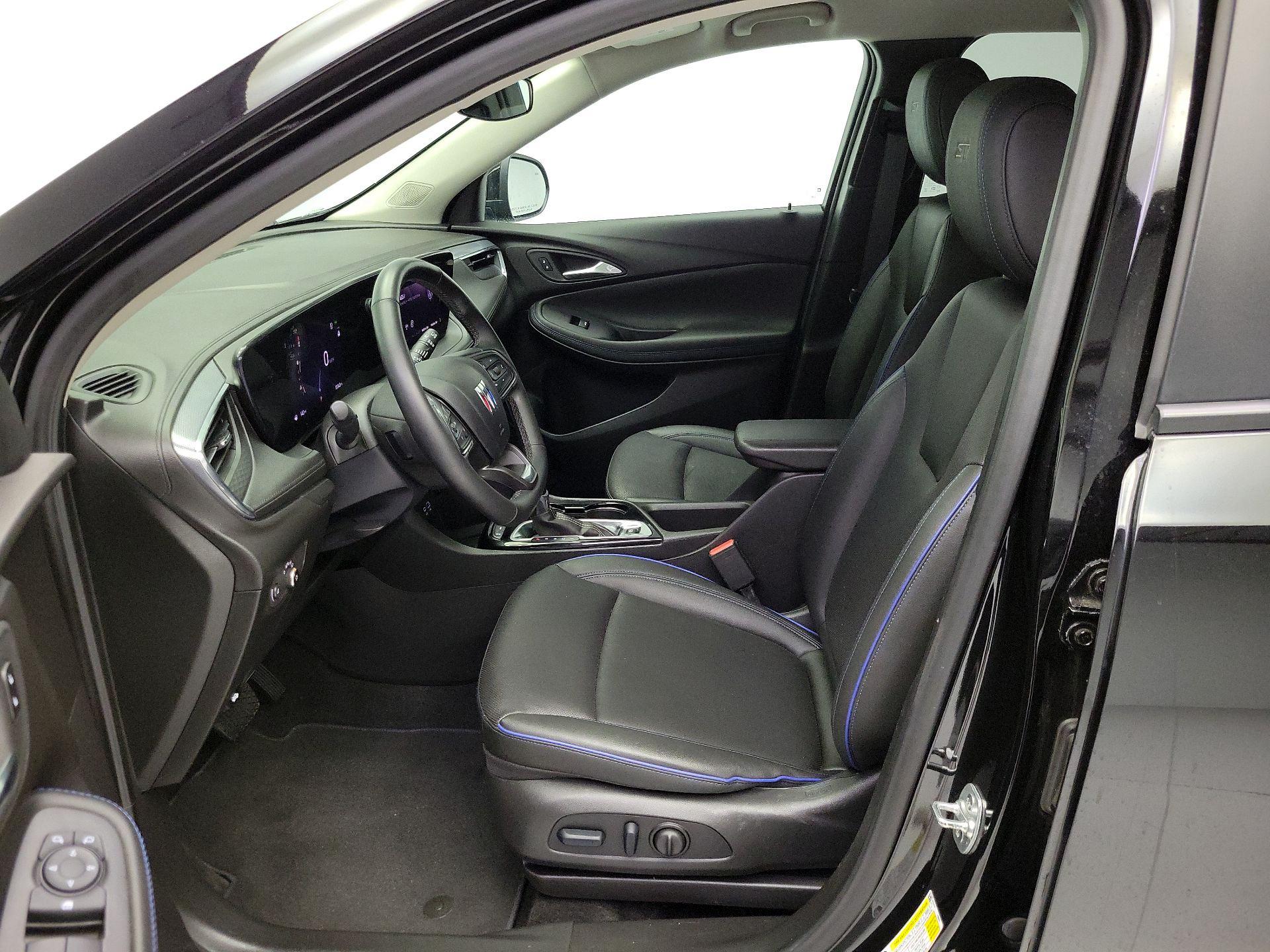 Thumbnail: 2025 Buick Encore GX - 11