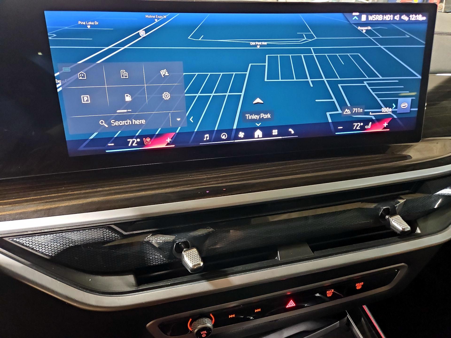 Thumbnail: 2025 BMW X7 - 14