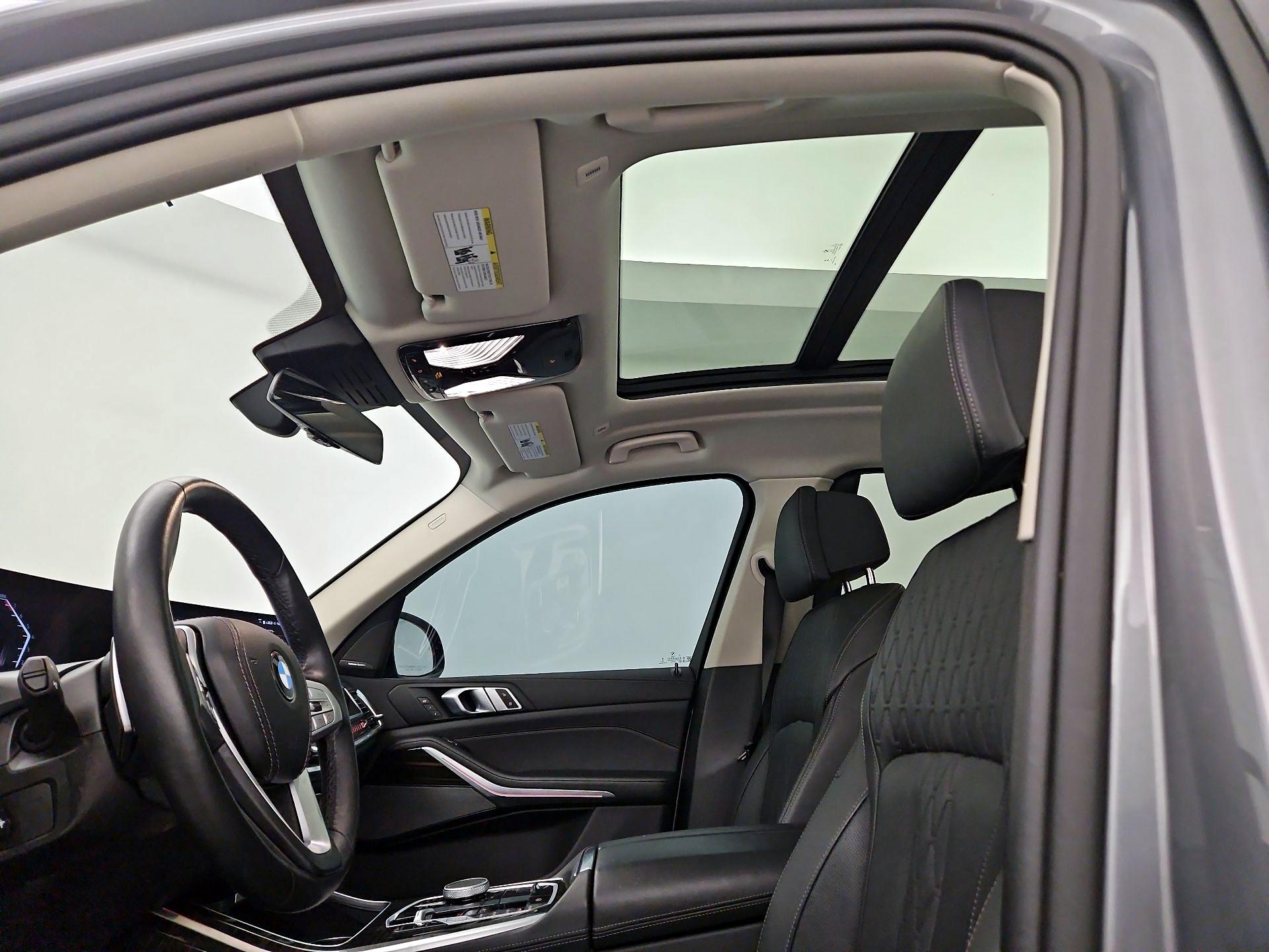 Thumbnail: 2025 BMW X7 - 20