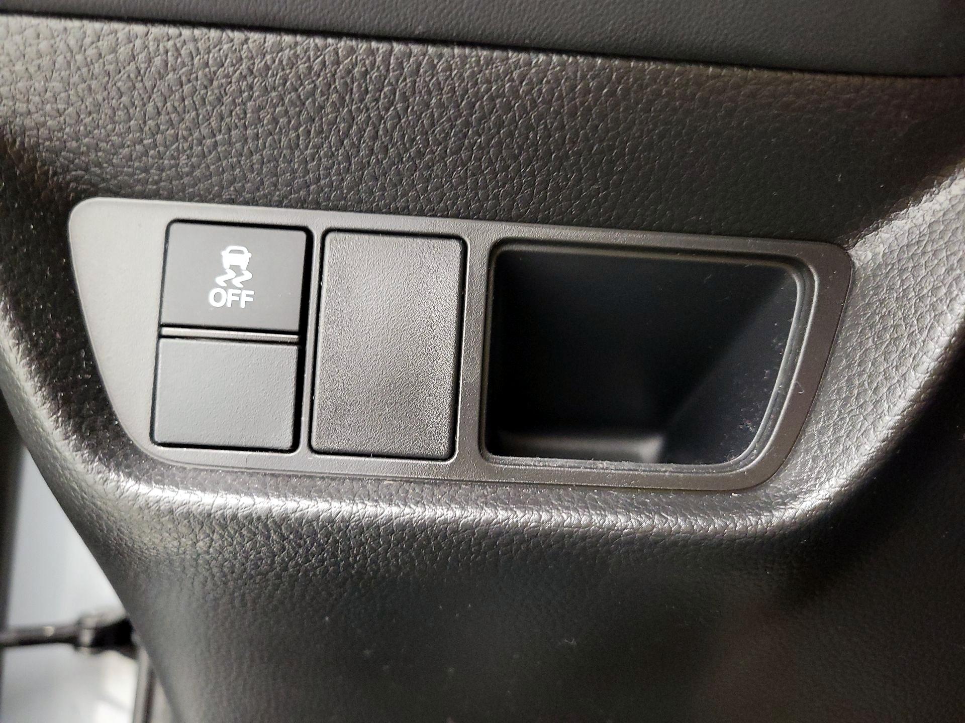 Thumbnail: 2025 Honda HR-V - 13