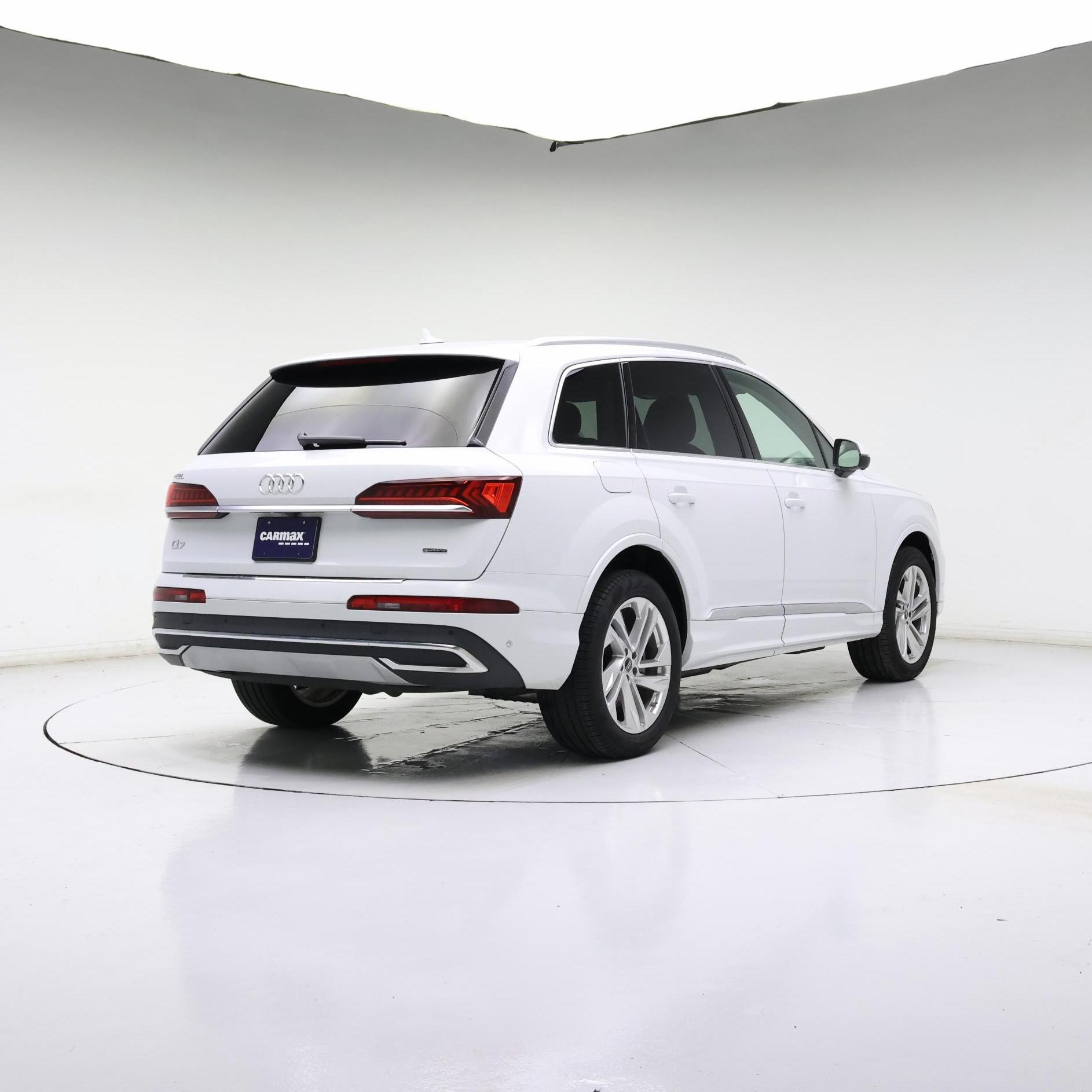 Thumbnail: 2022 Audi Q7 - 8