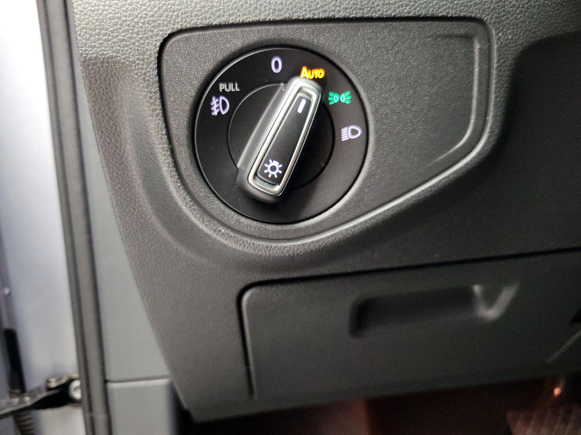 Thumbnail: 2019 Volkswagen Atlas - 13