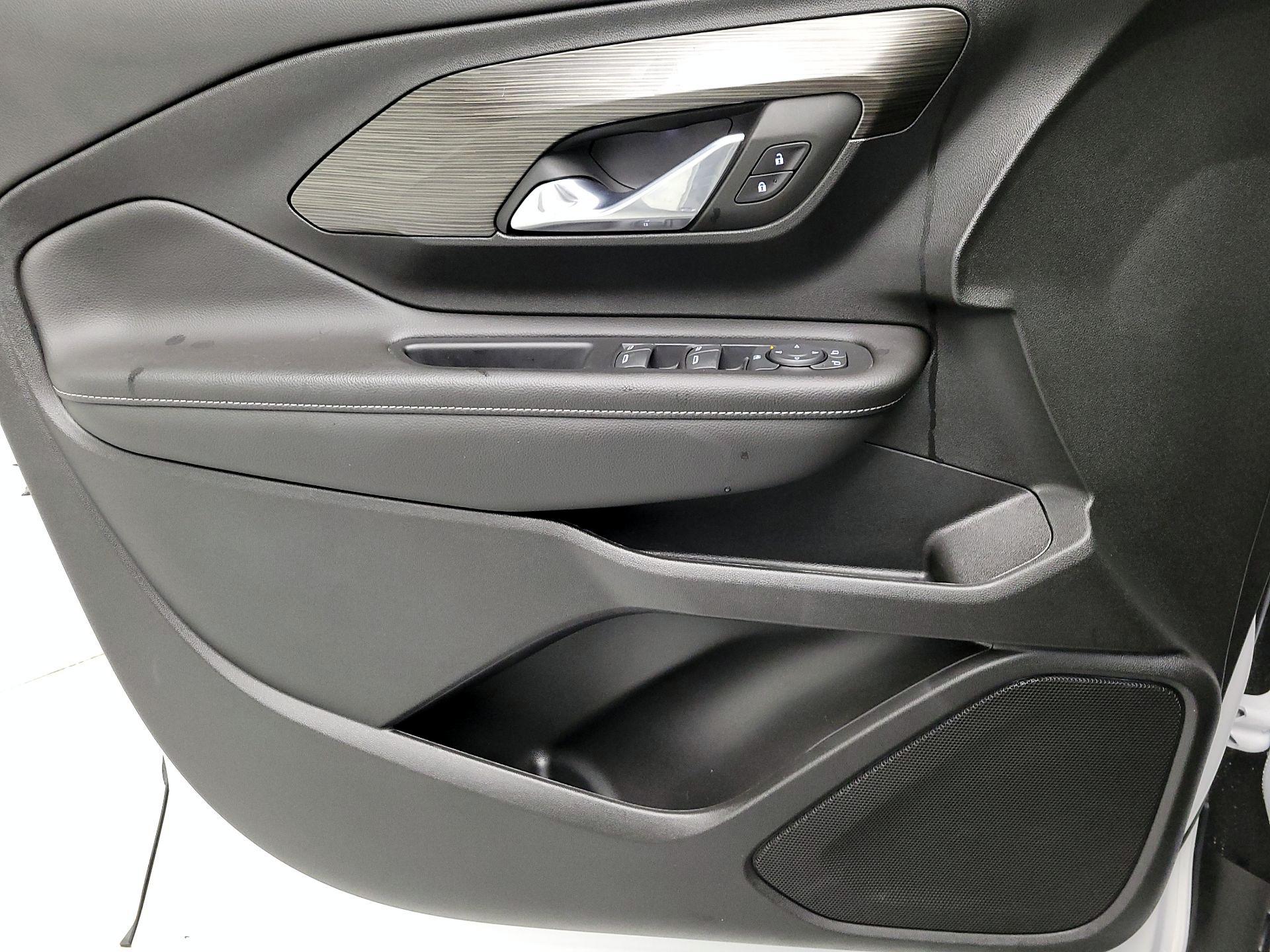 Thumbnail: 2023 GMC Terrain - 12