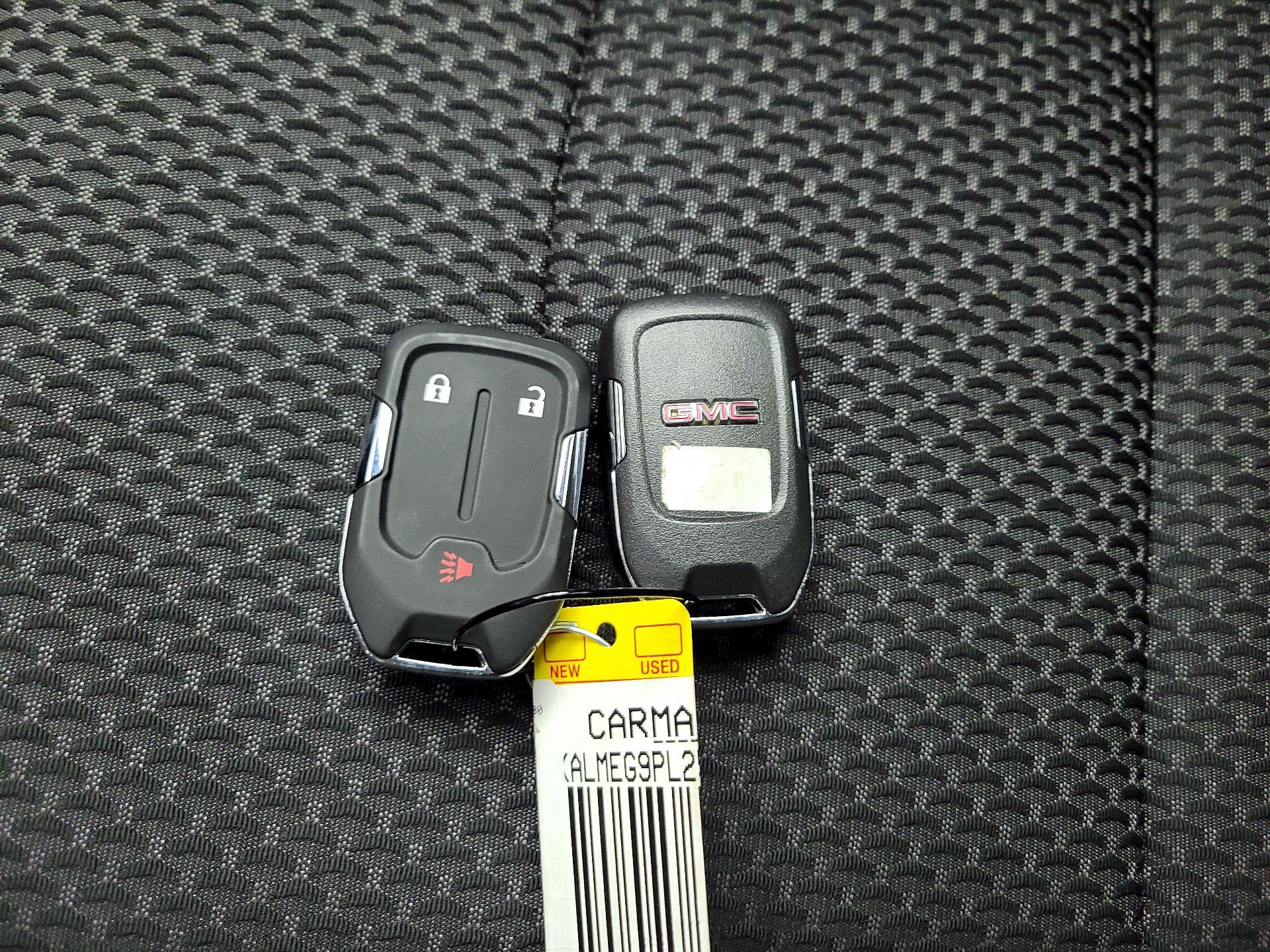 Thumbnail: 2023 GMC Terrain - 18