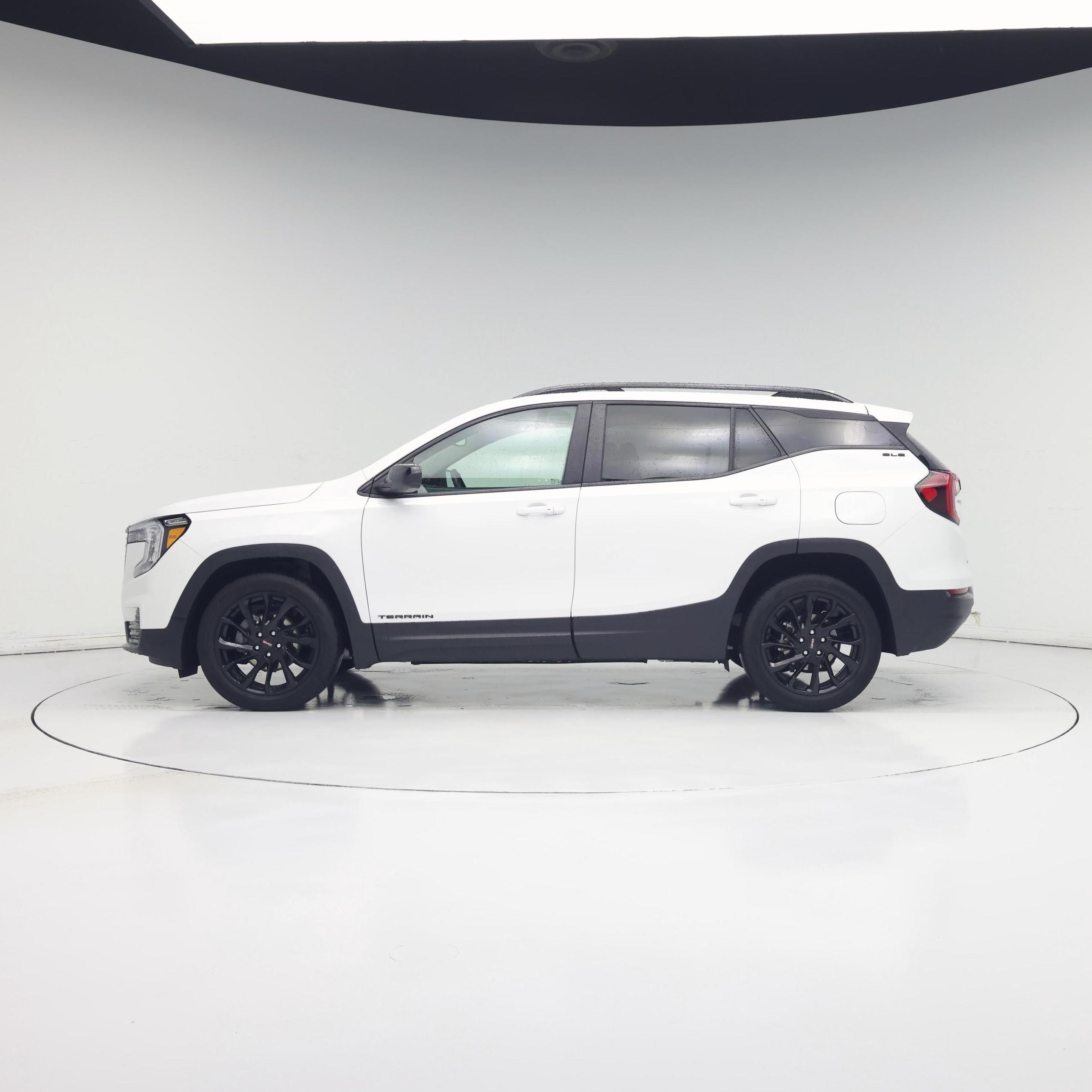 Thumbnail: 2023 GMC Terrain - 3