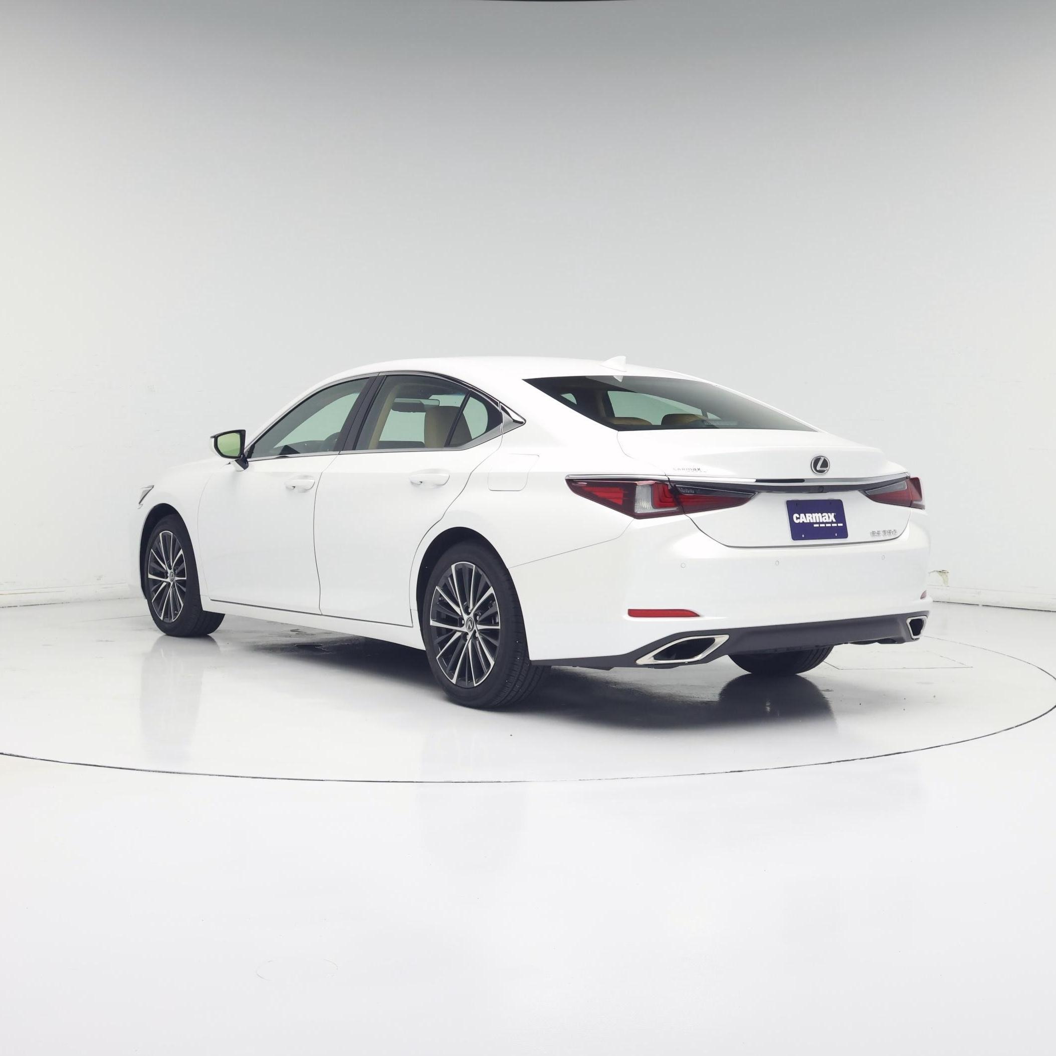 Thumbnail: 2025 Lexus ES - 2