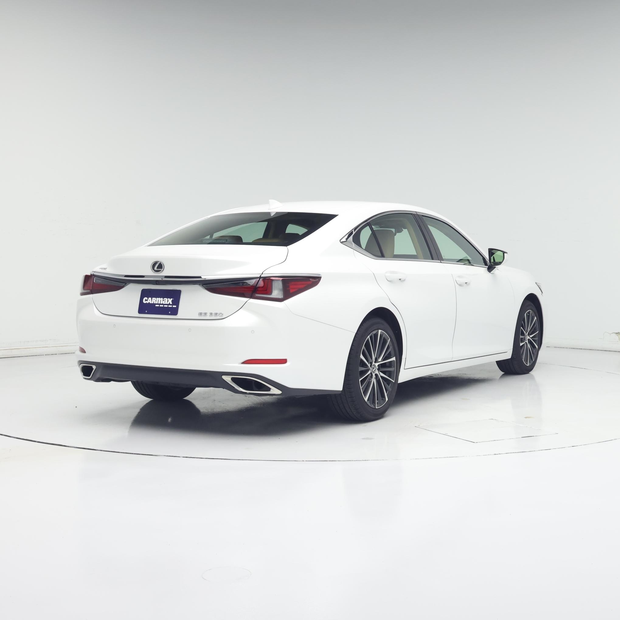 Thumbnail: 2025 Lexus ES - 8