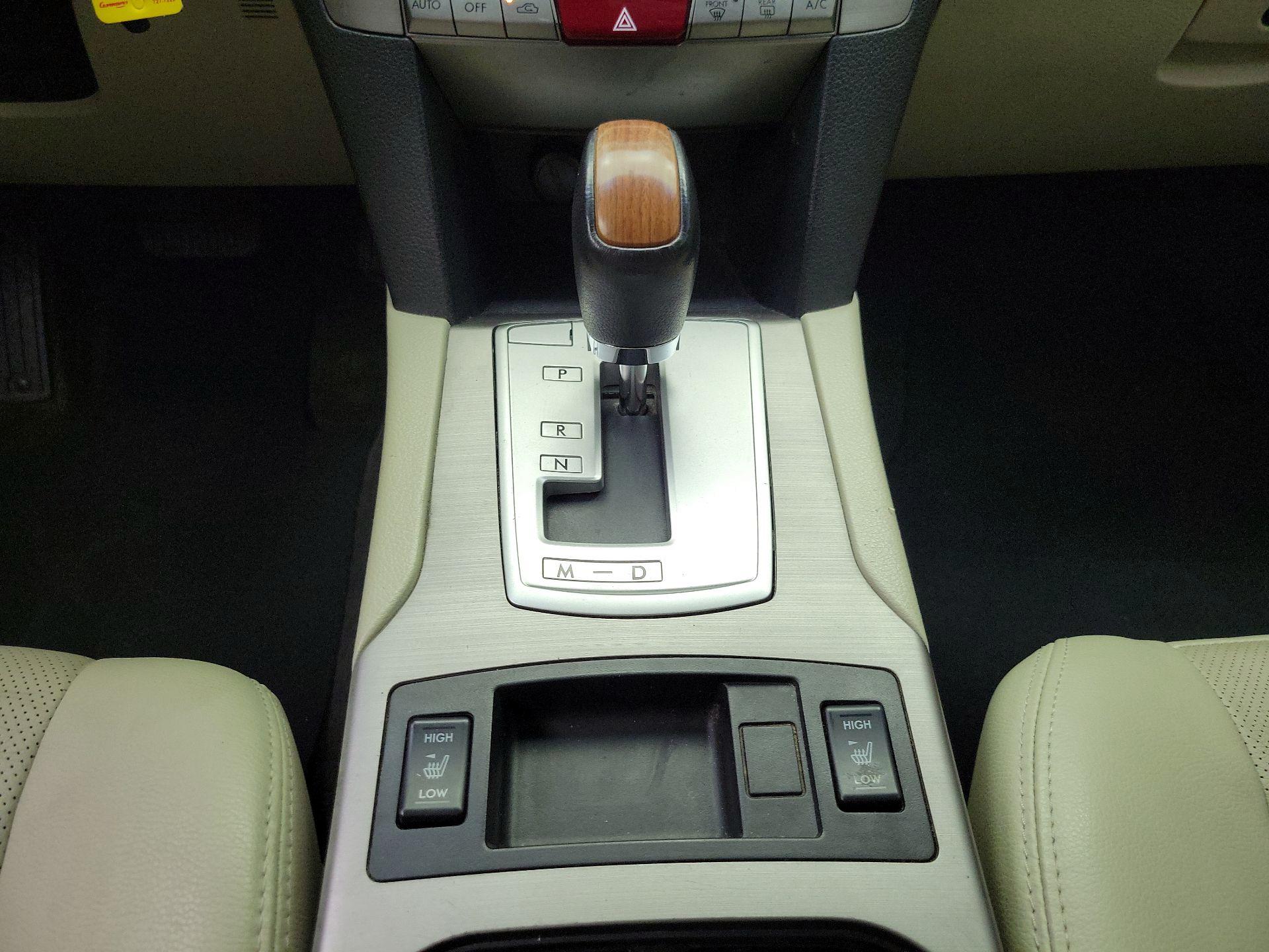 Thumbnail: 2014 Subaru Outback - 17