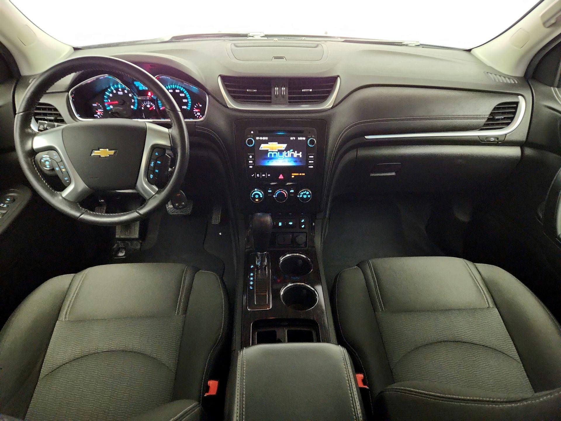 Thumbnail: 2016 Chevrolet Traverse - 9