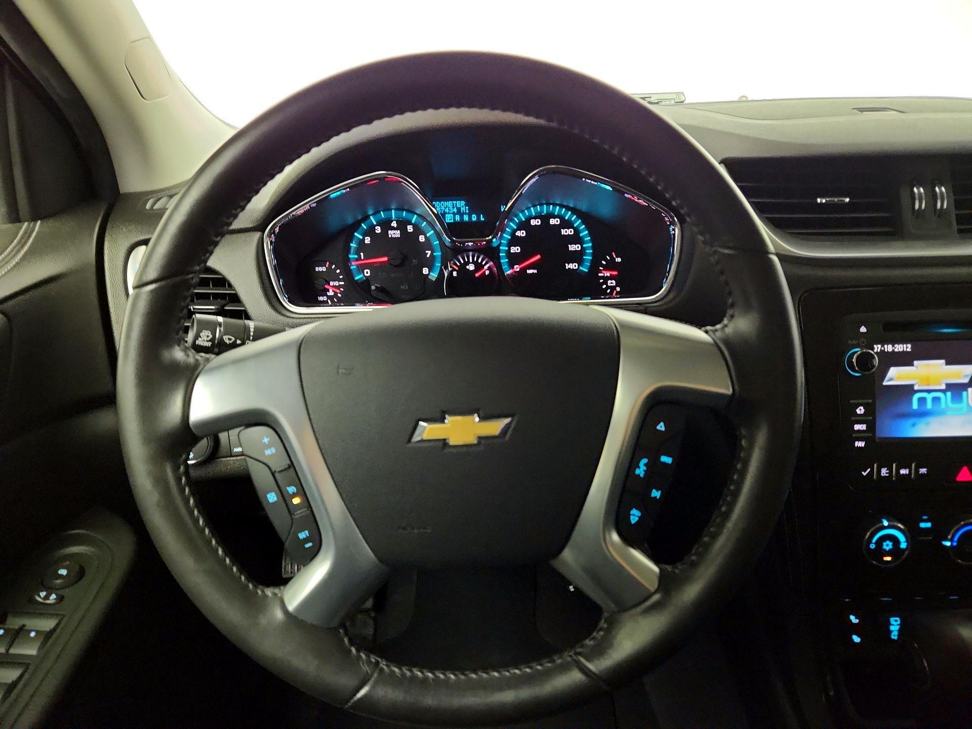 Thumbnail: 2016 Chevrolet Traverse - 10