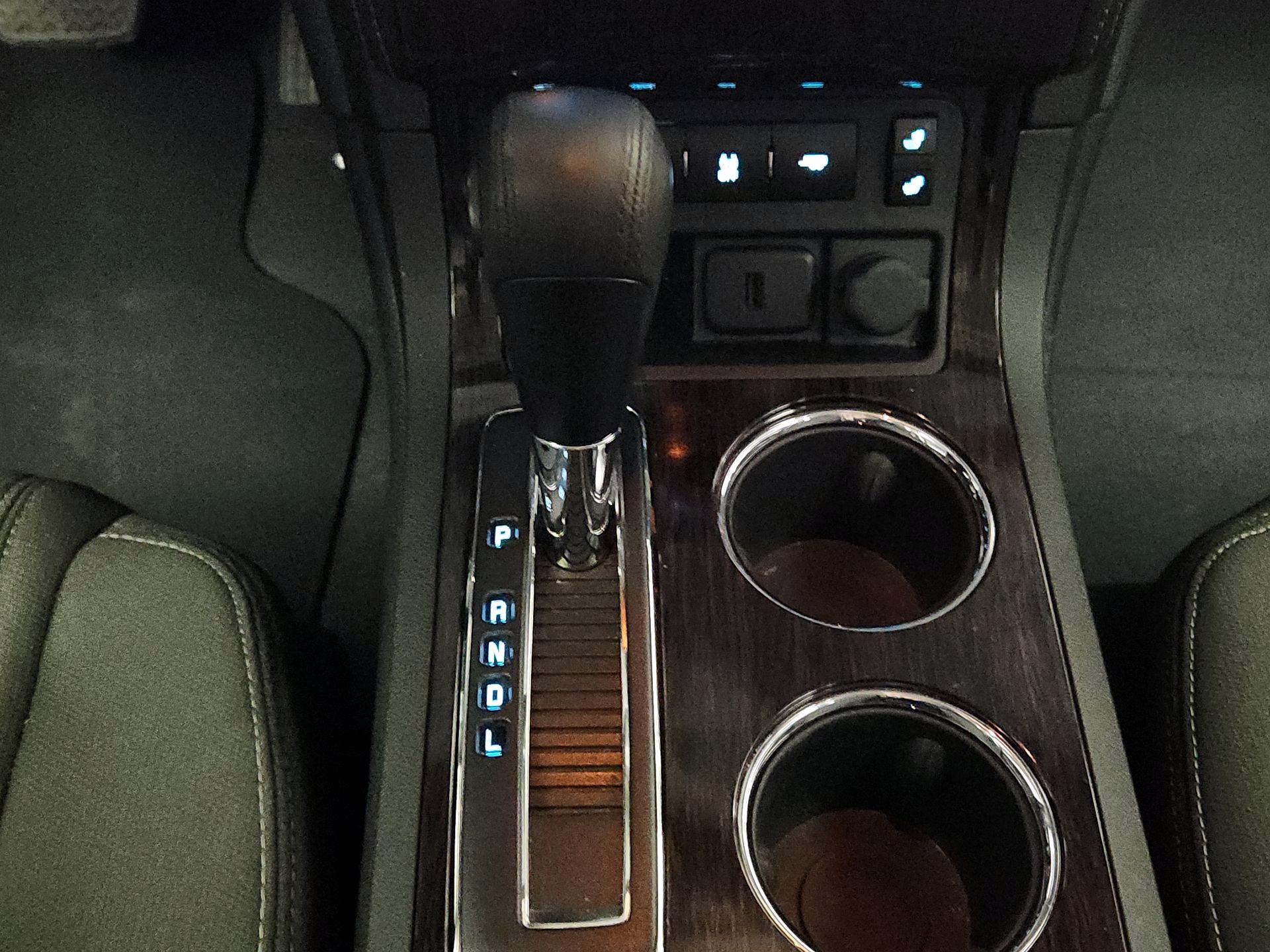 Thumbnail: 2016 Chevrolet Traverse - 17