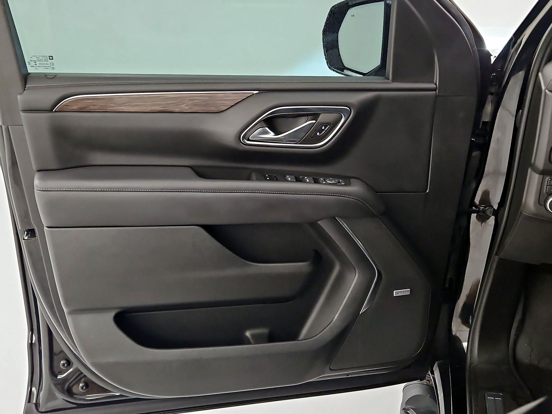 Thumbnail: 2022 Chevrolet Suburban - 12