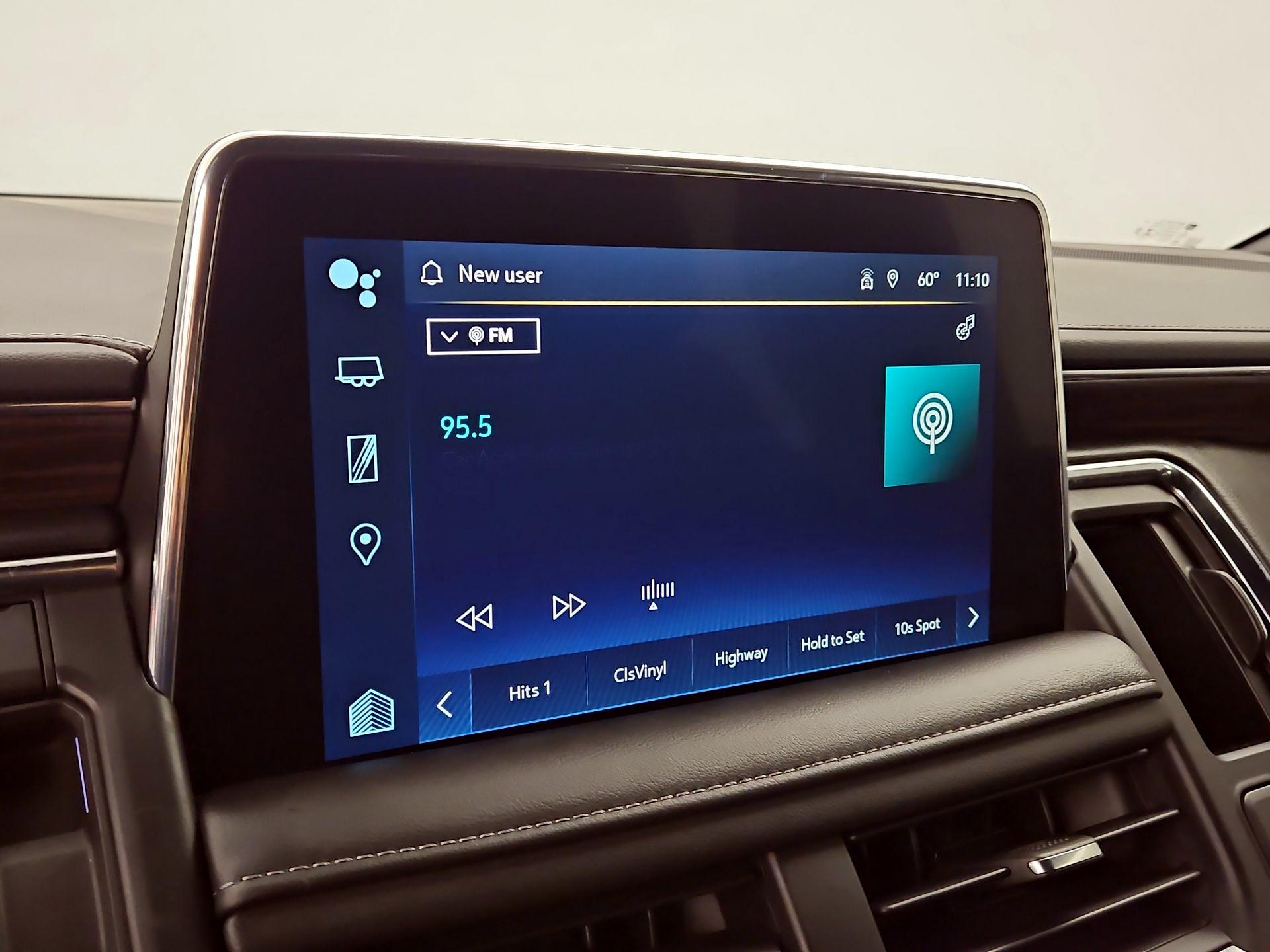 Thumbnail: 2022 Chevrolet Suburban - 16