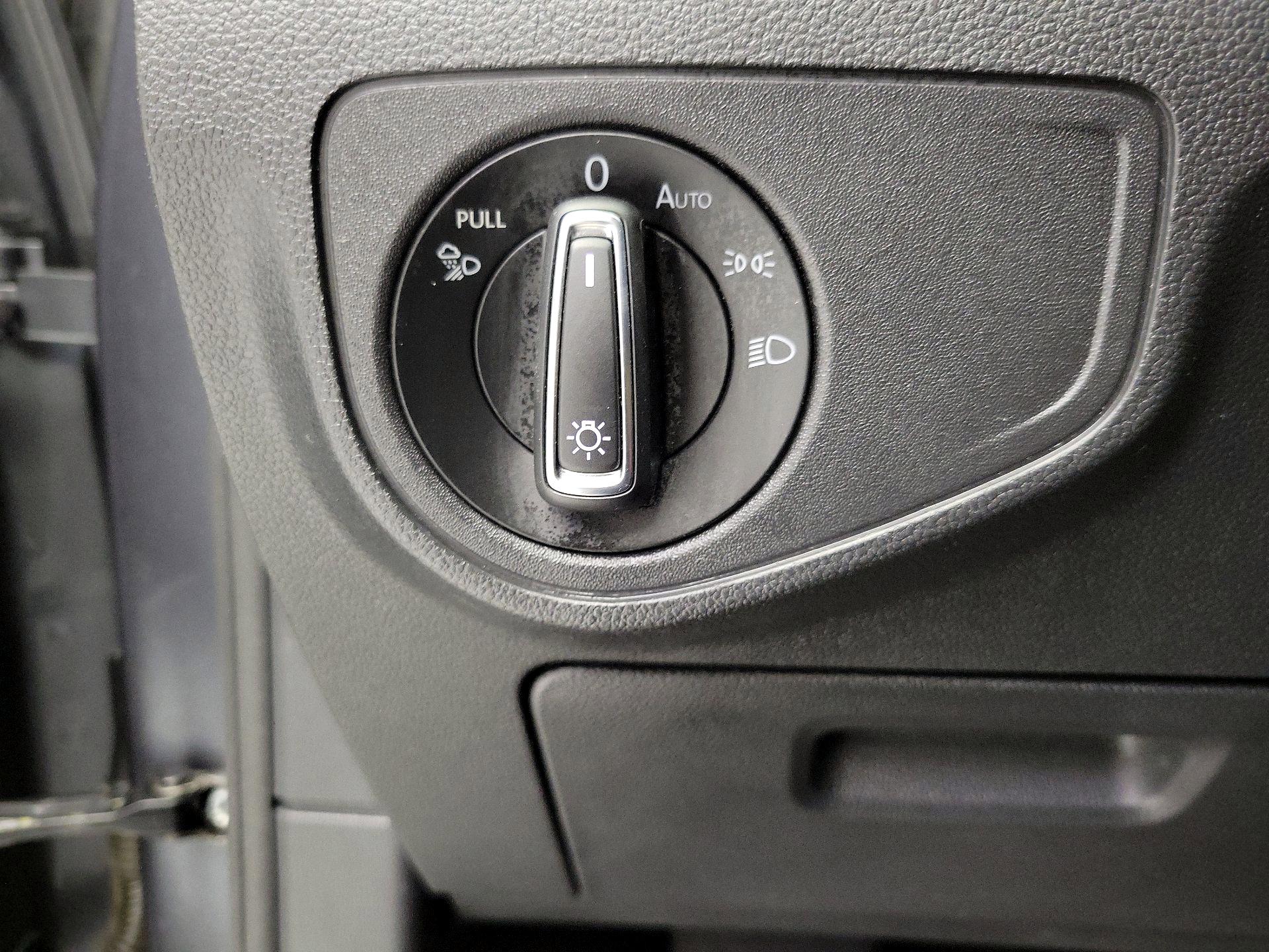 Thumbnail: 2020 Volkswagen Atlas - 13