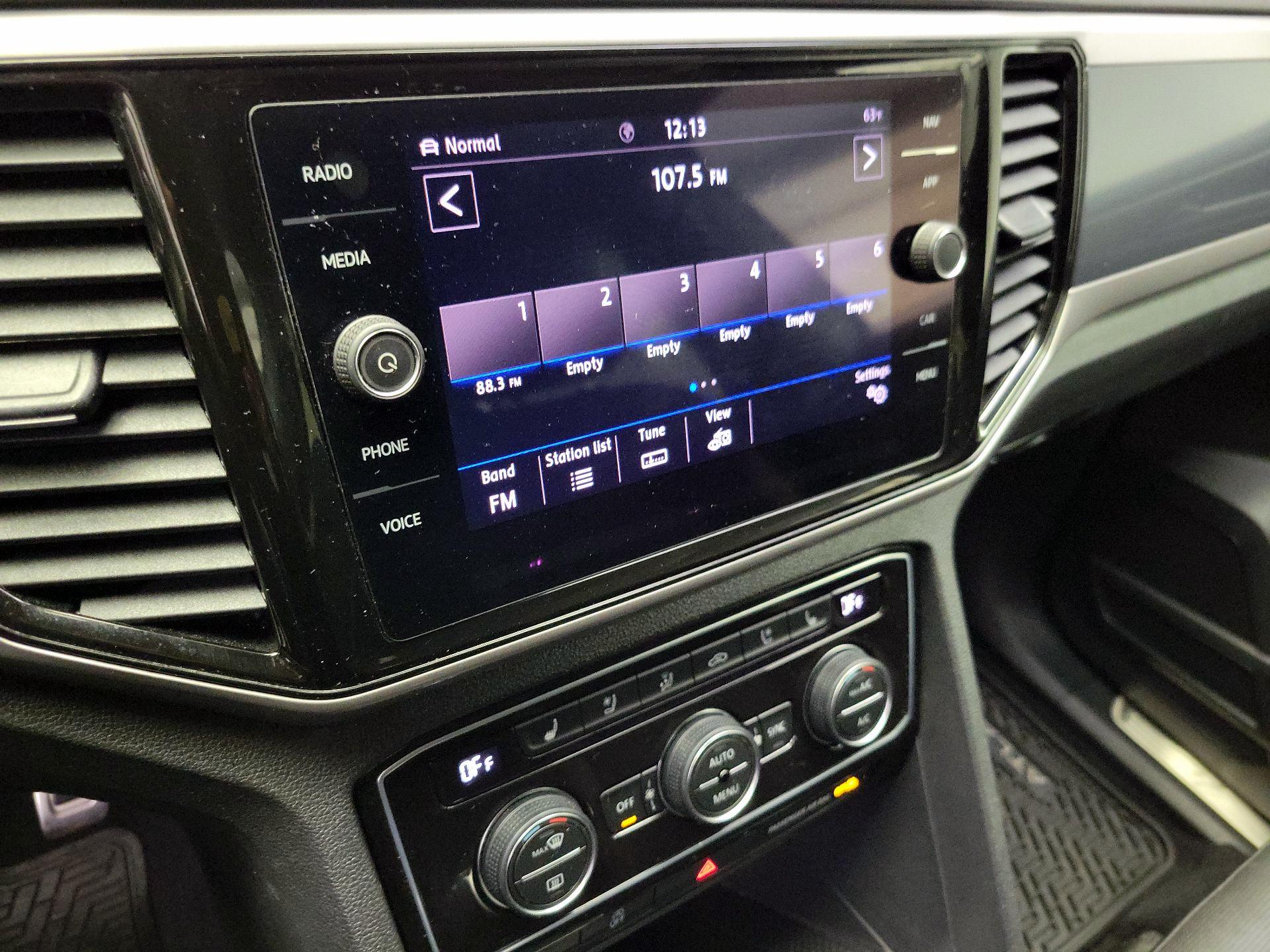 Thumbnail: 2020 Volkswagen Atlas - 16