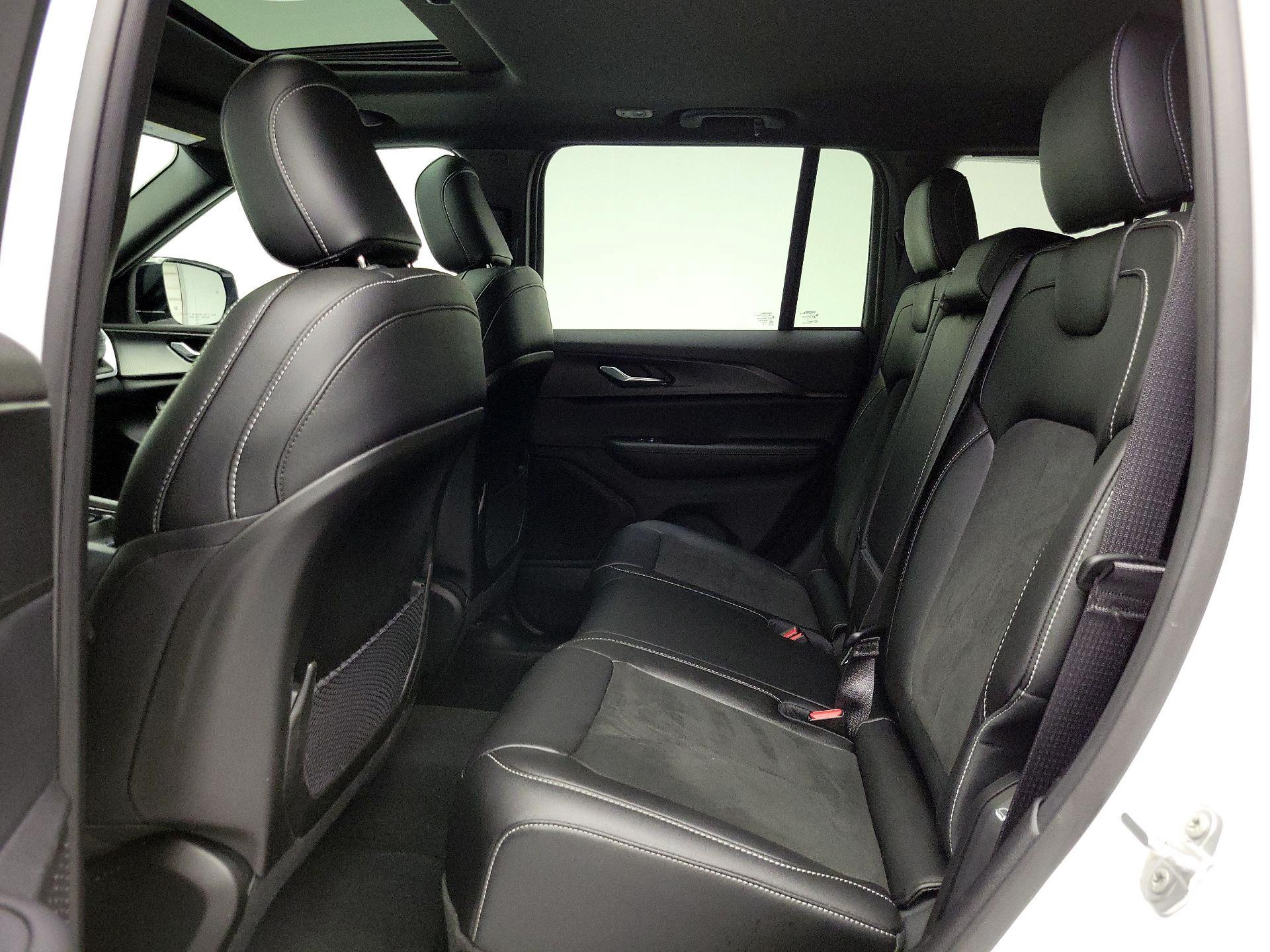 Thumbnail: 2025 Jeep Grand Cherokee - 20