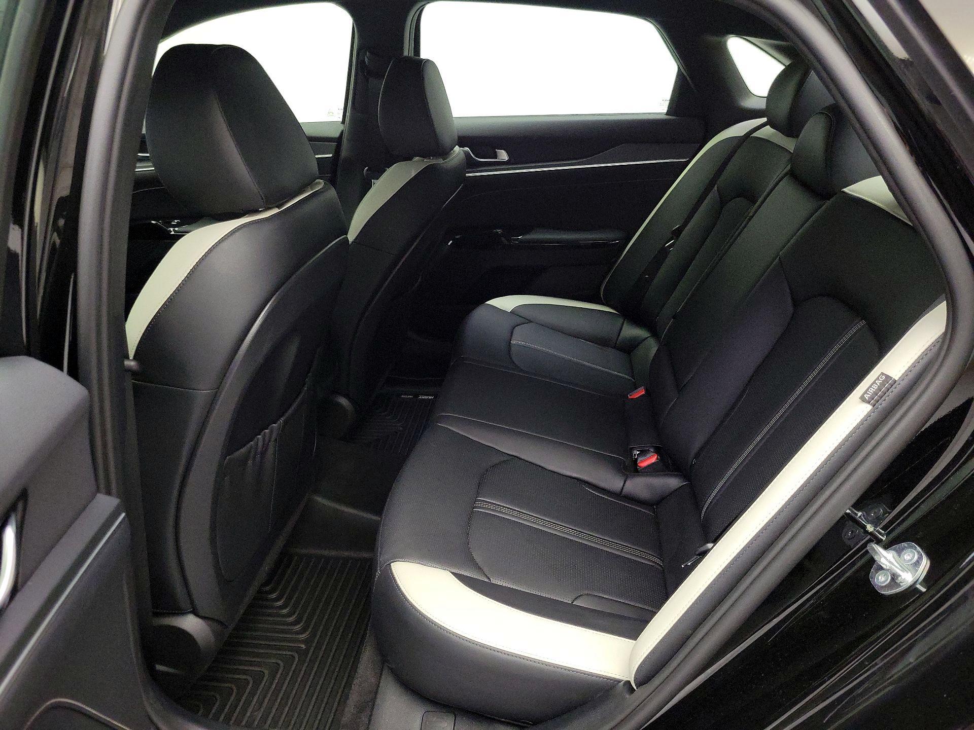 Thumbnail: 2025 Kia K5 - 20