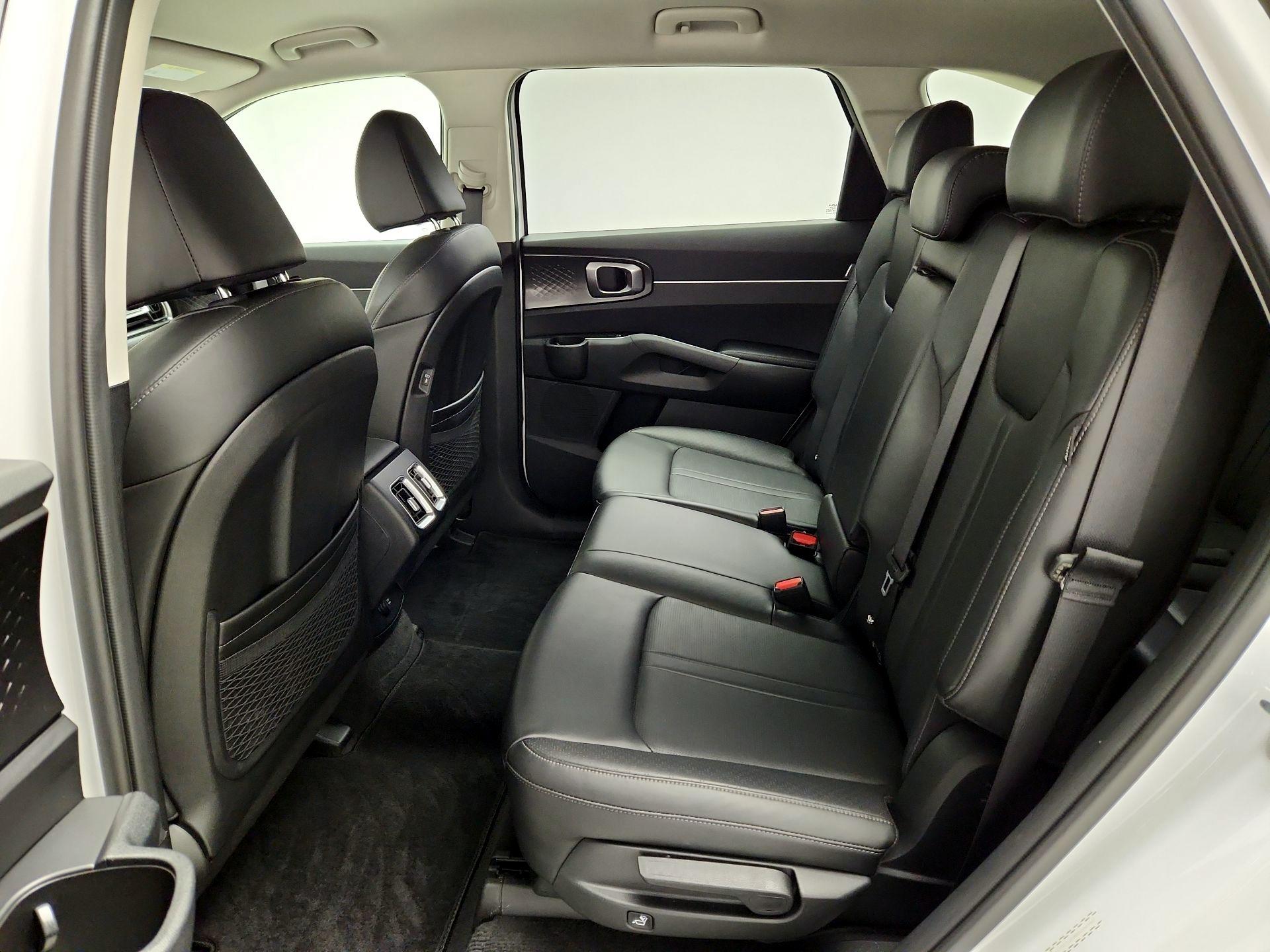 Thumbnail: 2025 Kia Sorento - 20